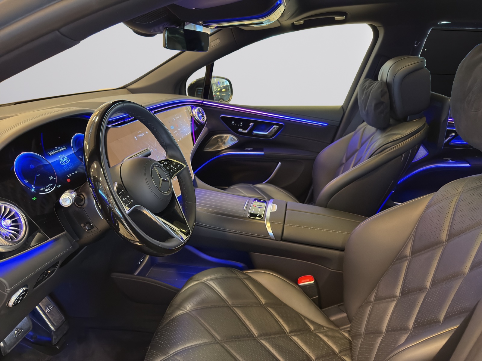 MERCEDES-BENZ EQS SUV 680 Maybach-image-6
