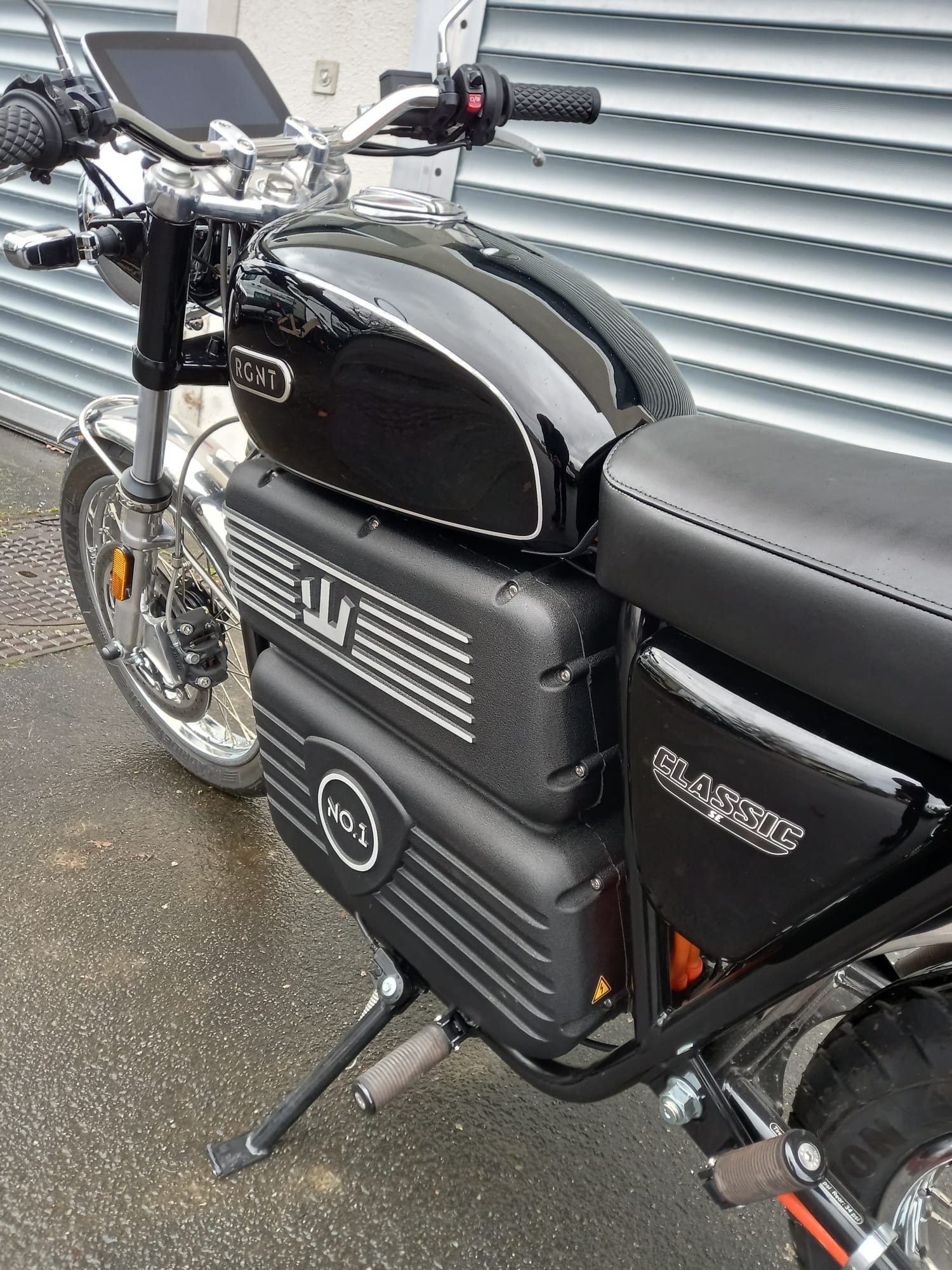 RGNT Classic SE 9.5 kWh Aktion-image-1