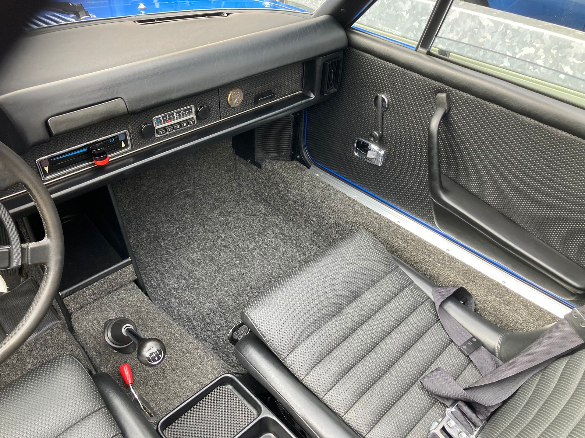 PORSCHE 914-image-12