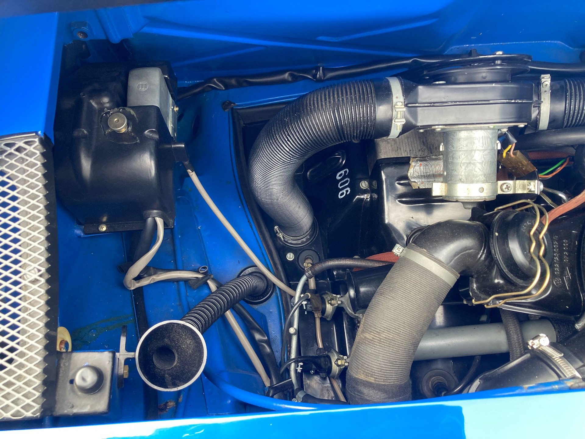 PORSCHE 914-image-18