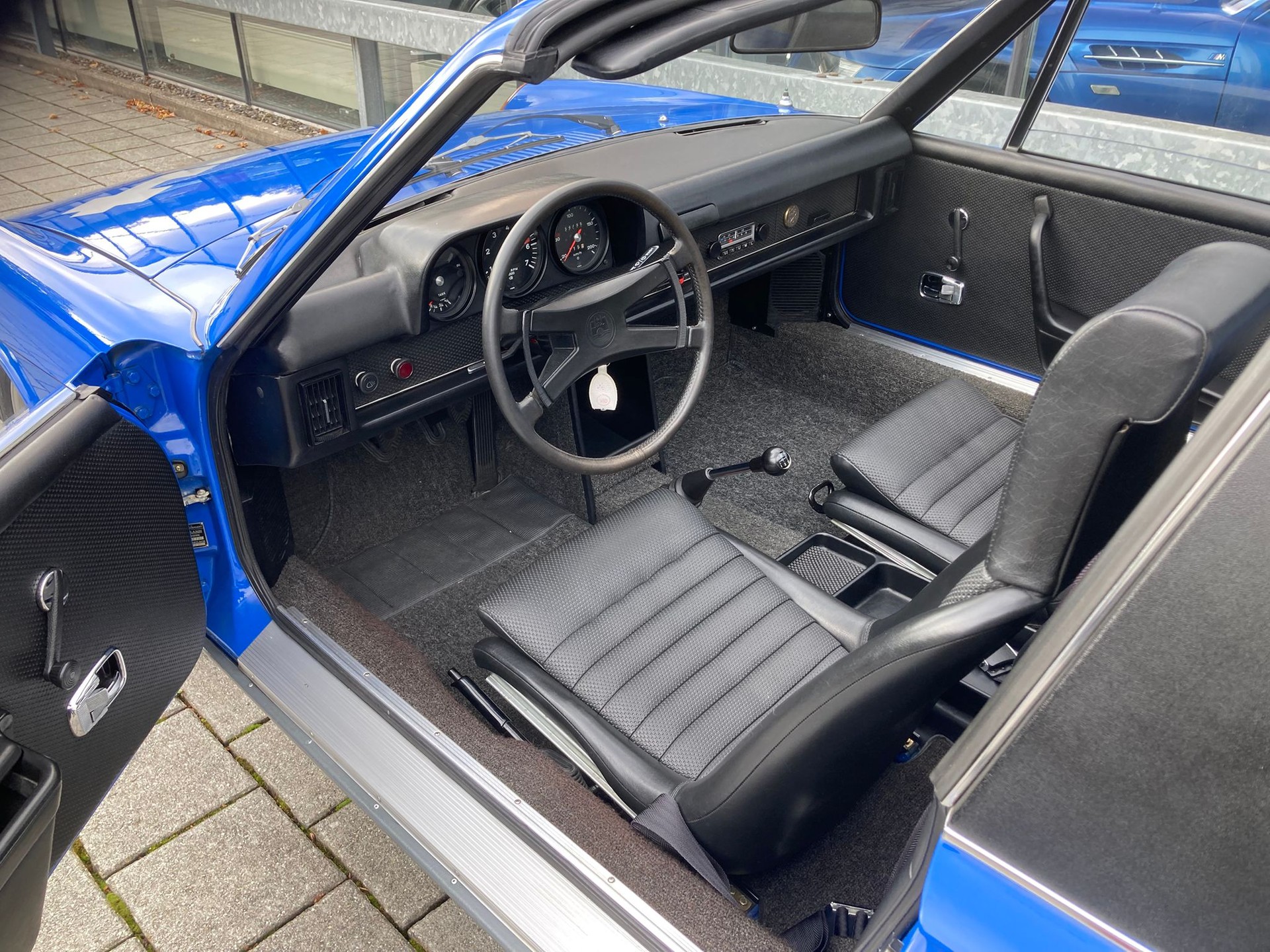 PORSCHE 914-image-13
