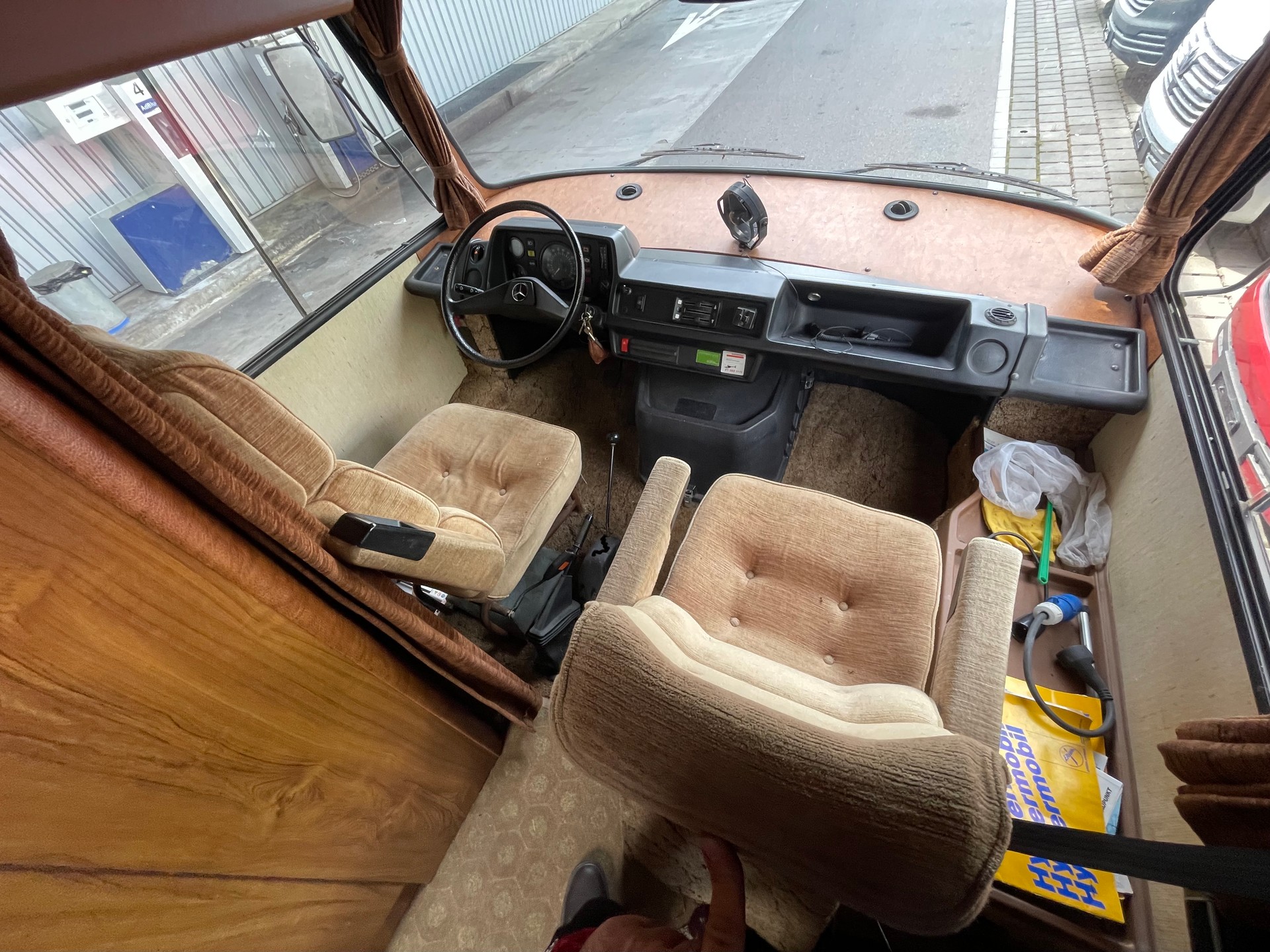 MERCEDES-BENZ Hymer-image-6