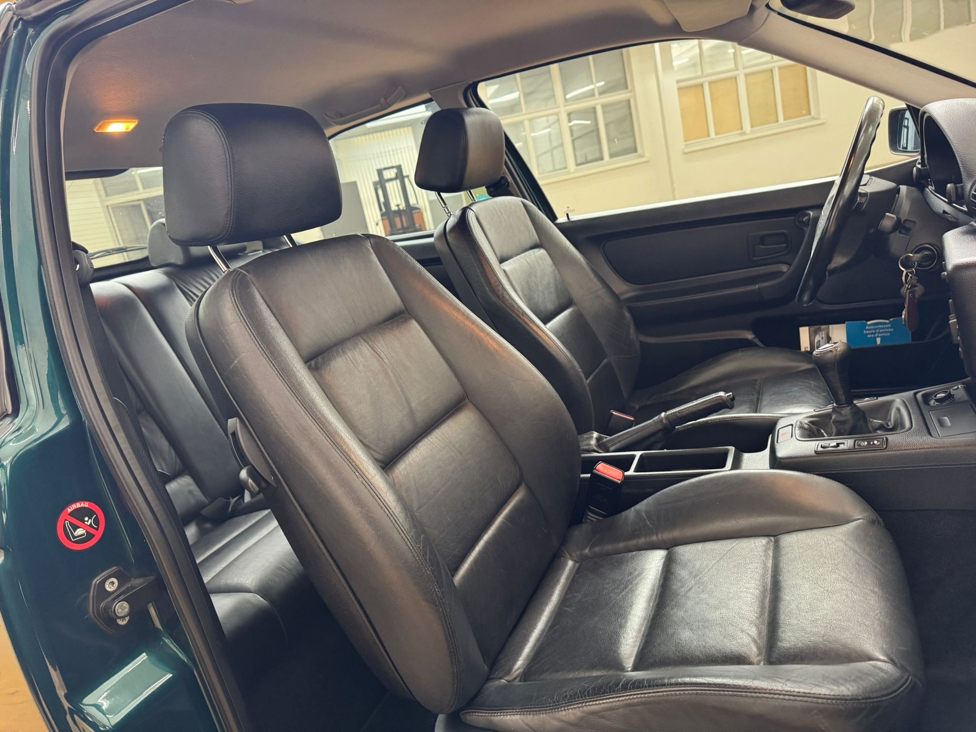 BMW 316i Compact Comfort-image-11