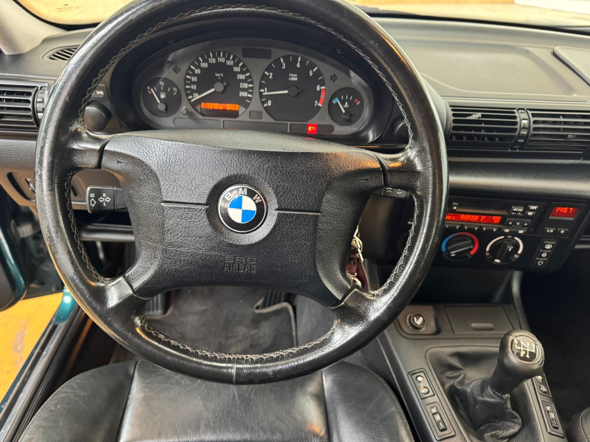 BMW 316i Compact Comfort-image-9