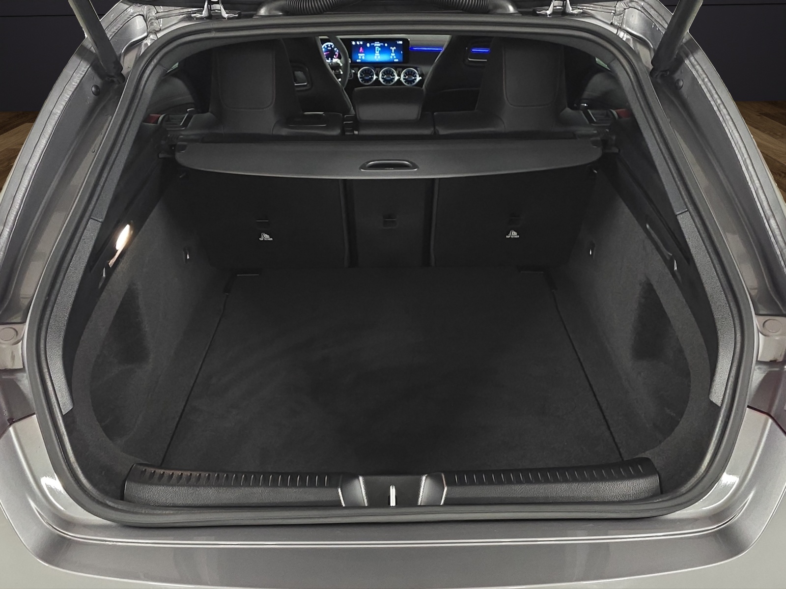 MERCEDES-BENZ CLA Shooting Brake 45 S AMG 4Matic 8G-DCT-image-22