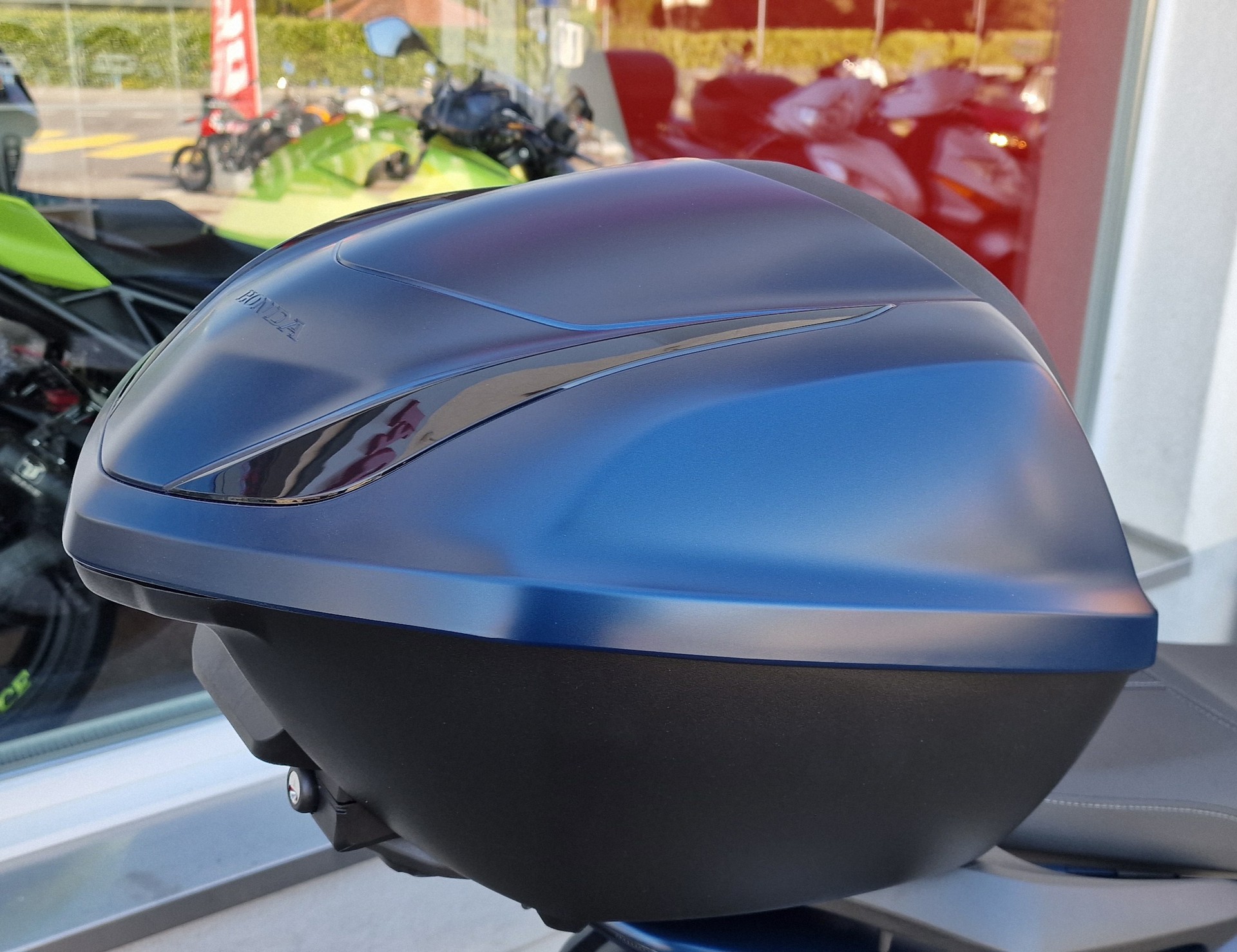 HONDA SH 125i Smart Top Box - TFT Konnektivität-image-4