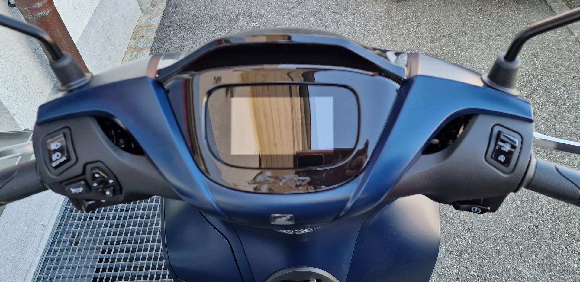 HONDA SH 125i Smart Top Box - TFT Konnektivität-image-3