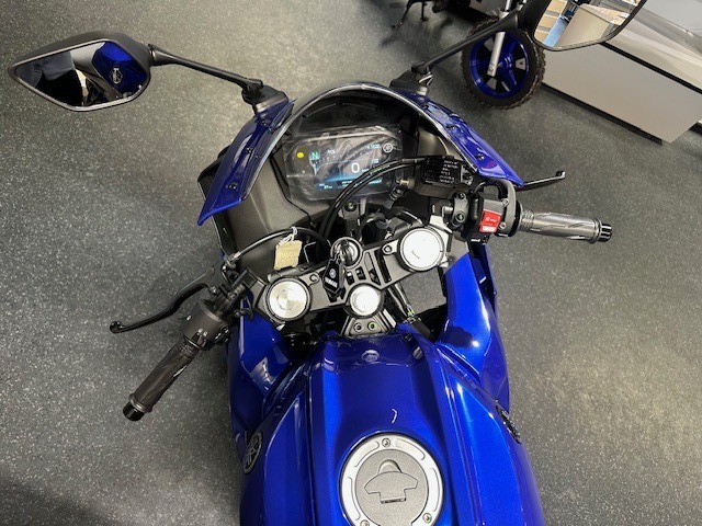 YAMAHA YZF-R 125 ABS-image-3
