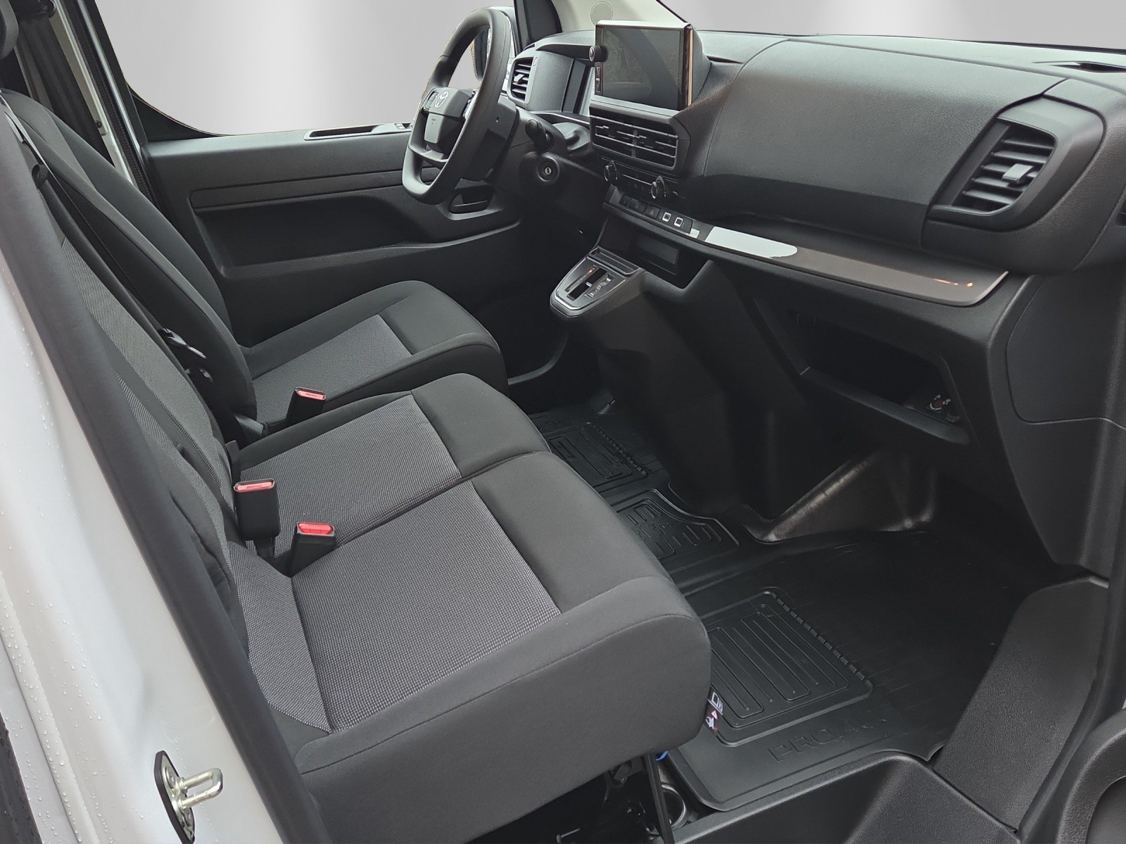 TOYOTA Proace 2.2D Panel Van Long Advanced Automat-image-11