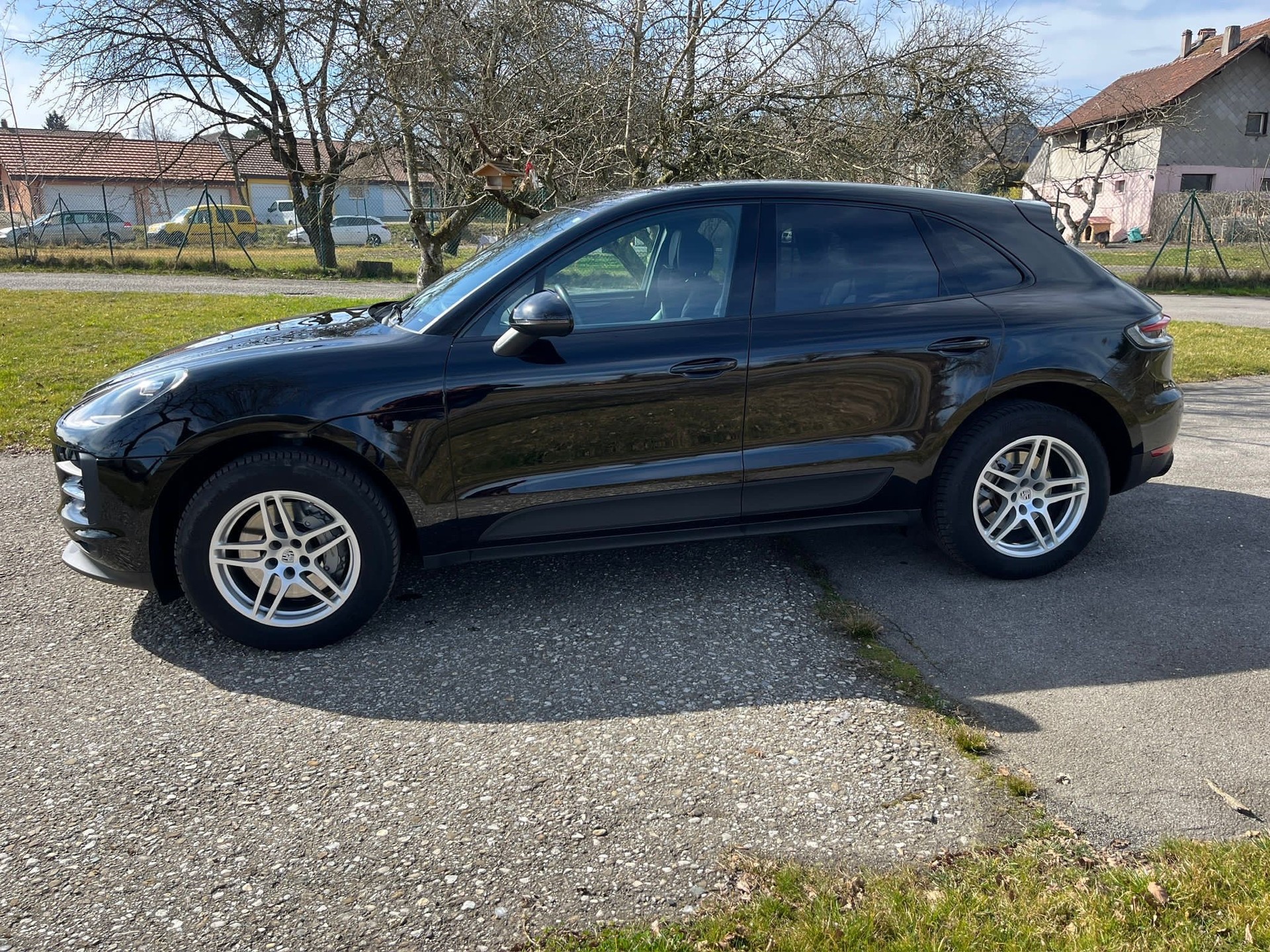 PORSCHE Macan S PDK-showroom-element-2