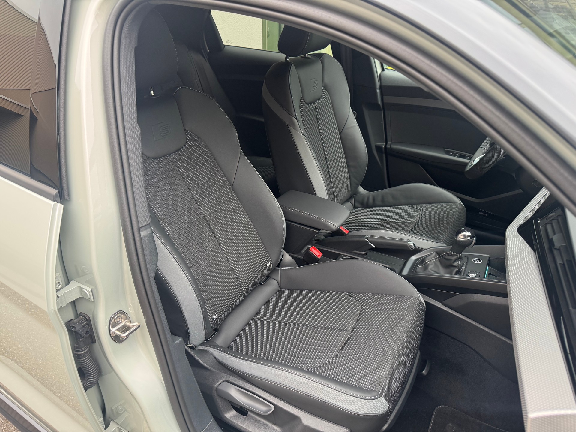AUDI A1 Sportback 40 TFSI S Line S-tronic*5 Jahre Garantie ab Inv.*207PS*-image-8