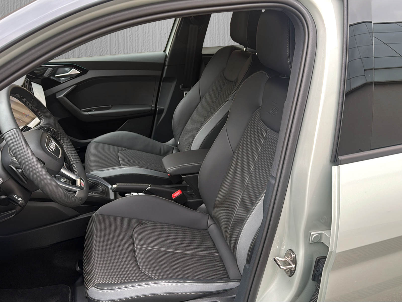 AUDI A1 Sportback 40 TFSI S Line S-tronic*5 Jahre Garantie ab Inv.*207PS*-image-7
