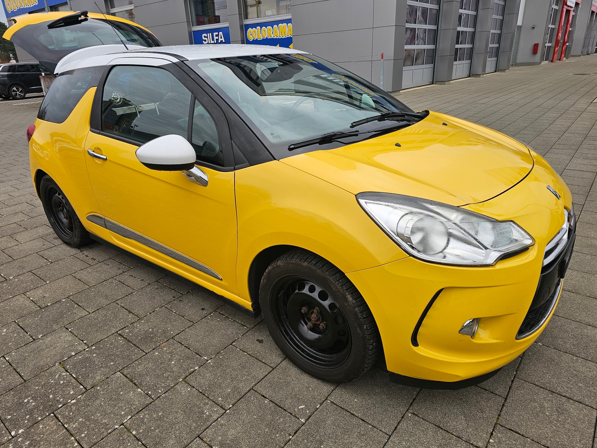 DS AUTOMOBILES DS3 1.6 VTi Faubourg Addict-image-2