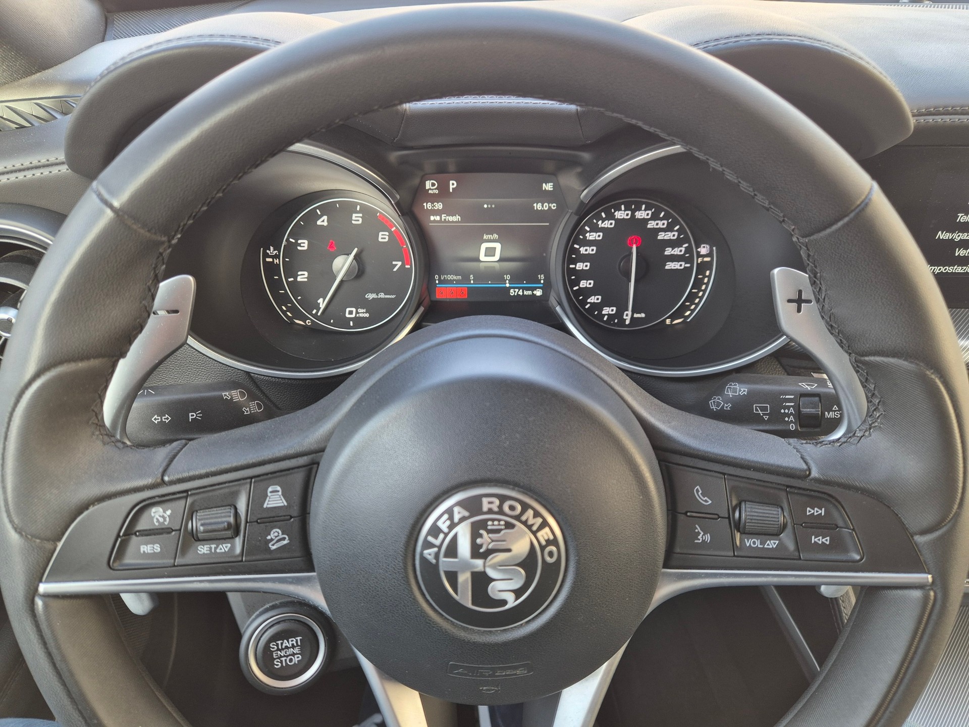 ALFA ROMEO Stelvio 2.0 Sport Q4 Automatic-image-14