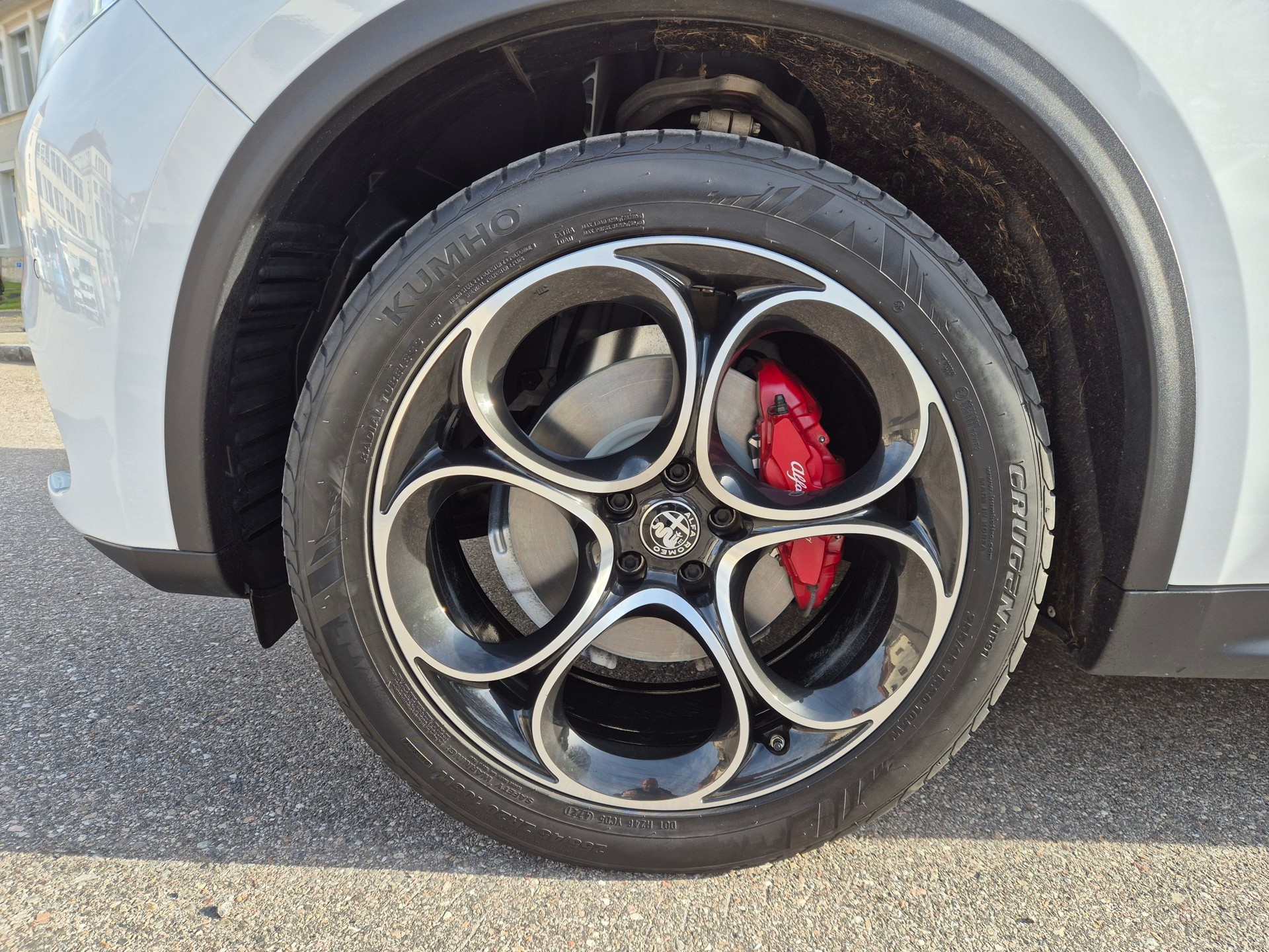 ALFA ROMEO Stelvio 2.0 Sport Q4 Automatic-image-6