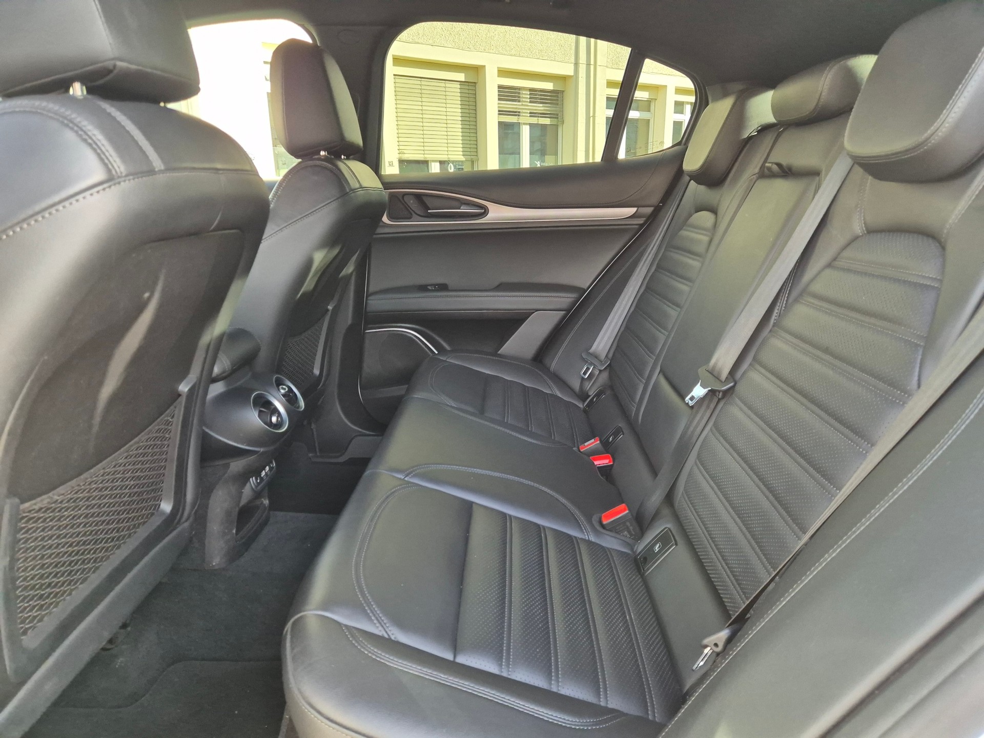 ALFA ROMEO Stelvio 2.0 Sport Q4 Automatic-image-12