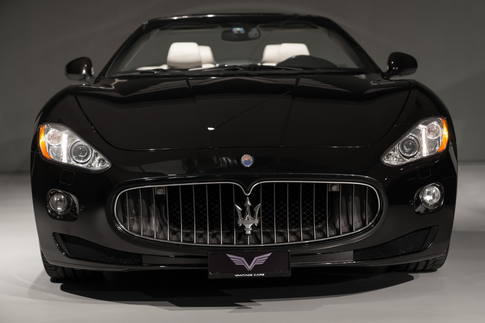 MASERATI Gran Cabrio 4.7 V8-showroom-element-3