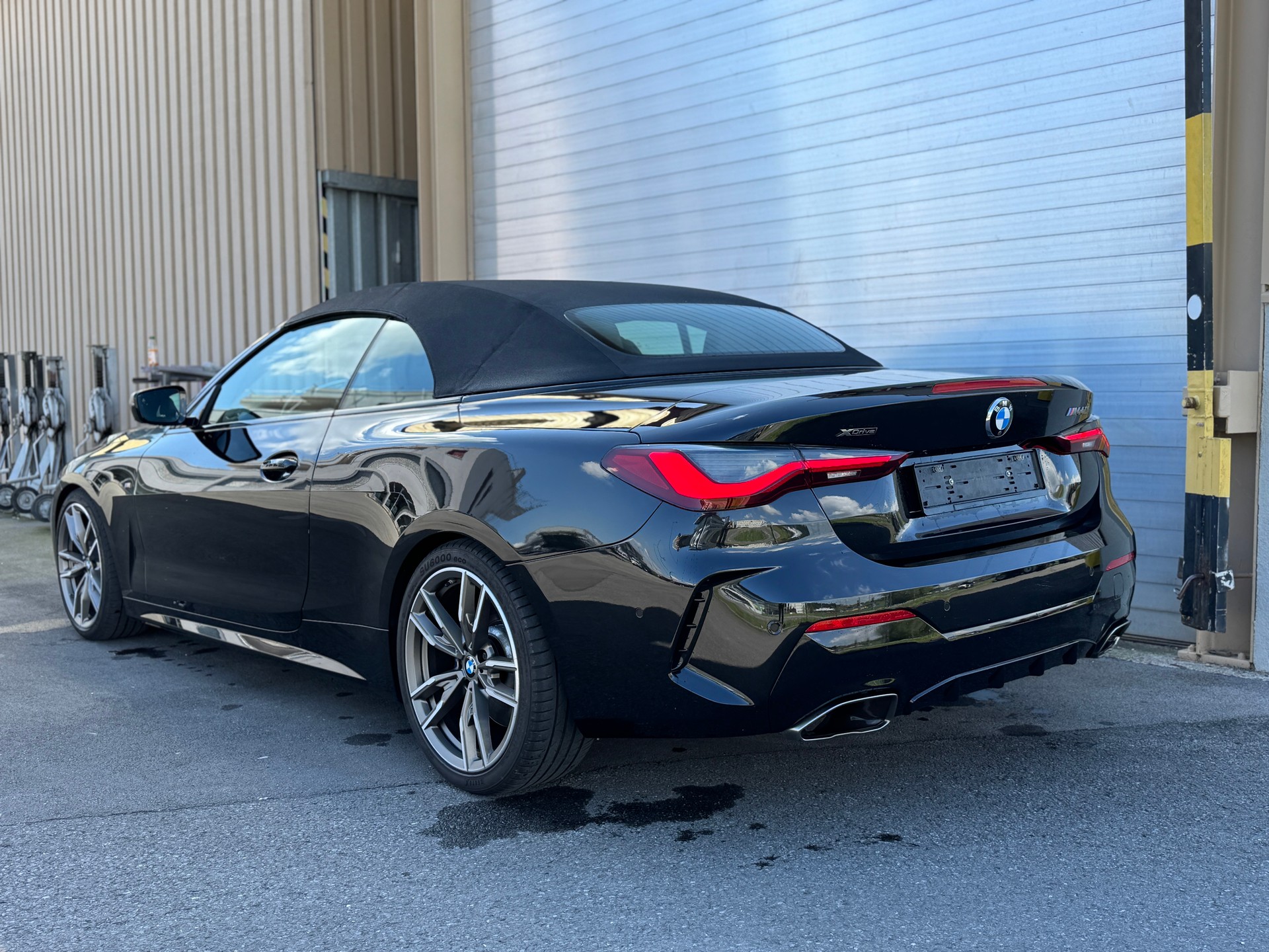 BMW M440i xDrive 48V Cabriolet Steptronic-showroom-element-3