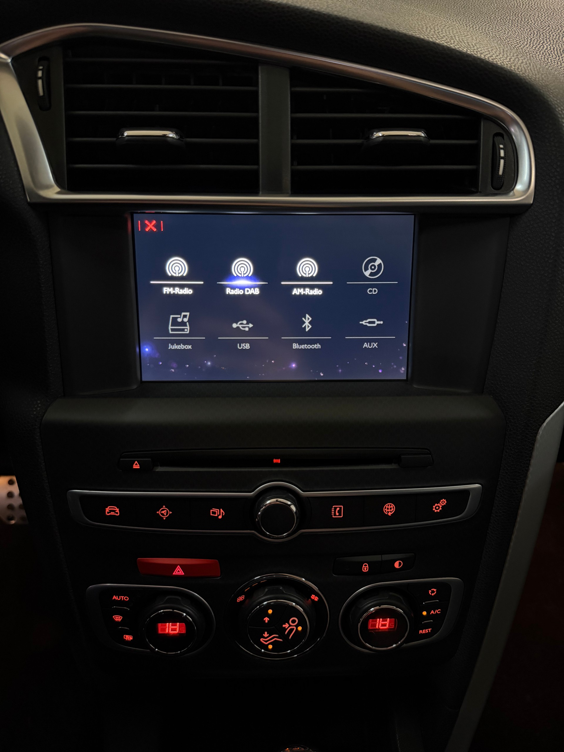 DS AUTOMOBILES DS4 1.6 THP Sport Chic Automatic-image-11