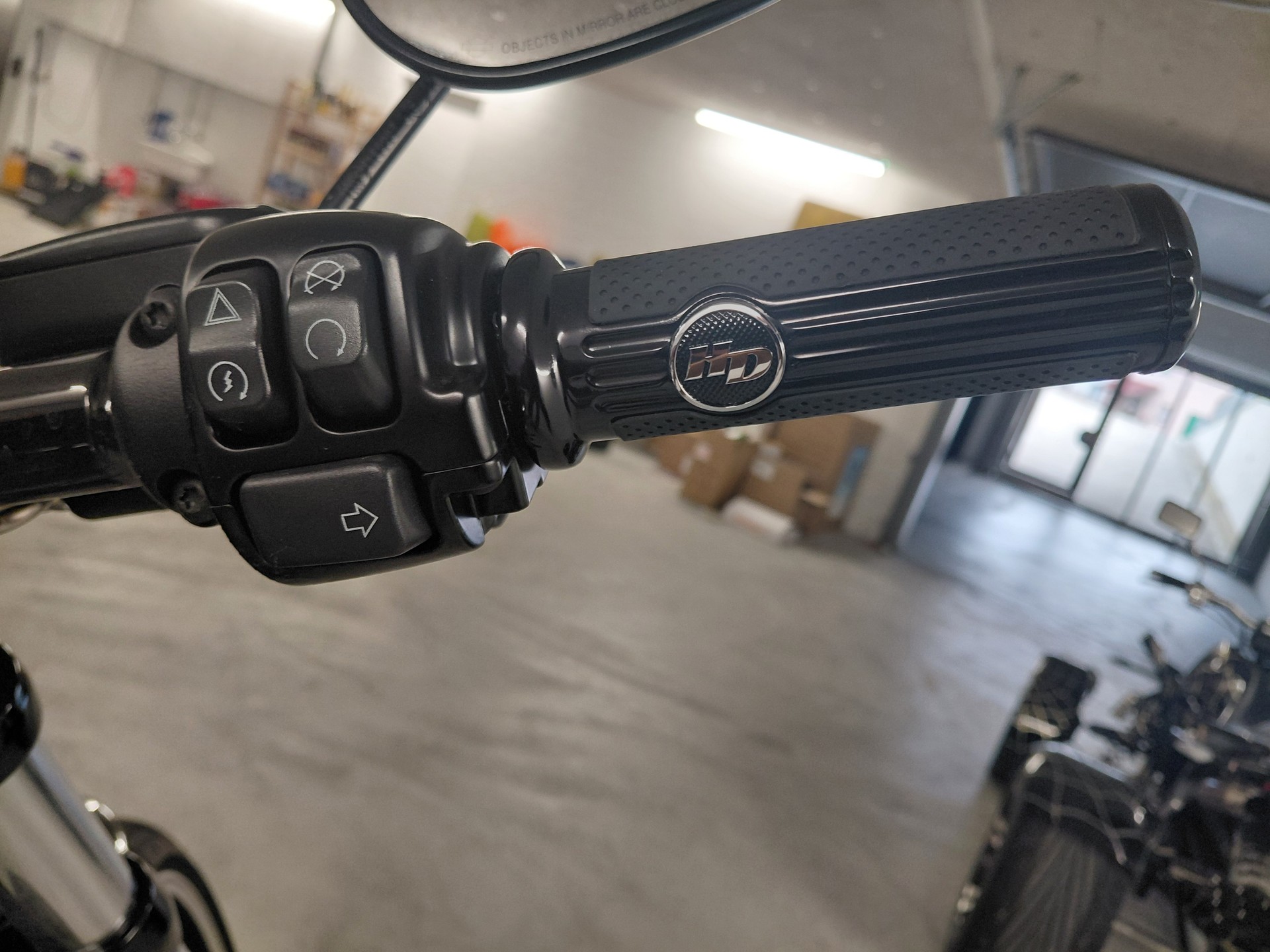 HARLEY-DAVIDSON FXBRS Breakout 114 ABS-image-5