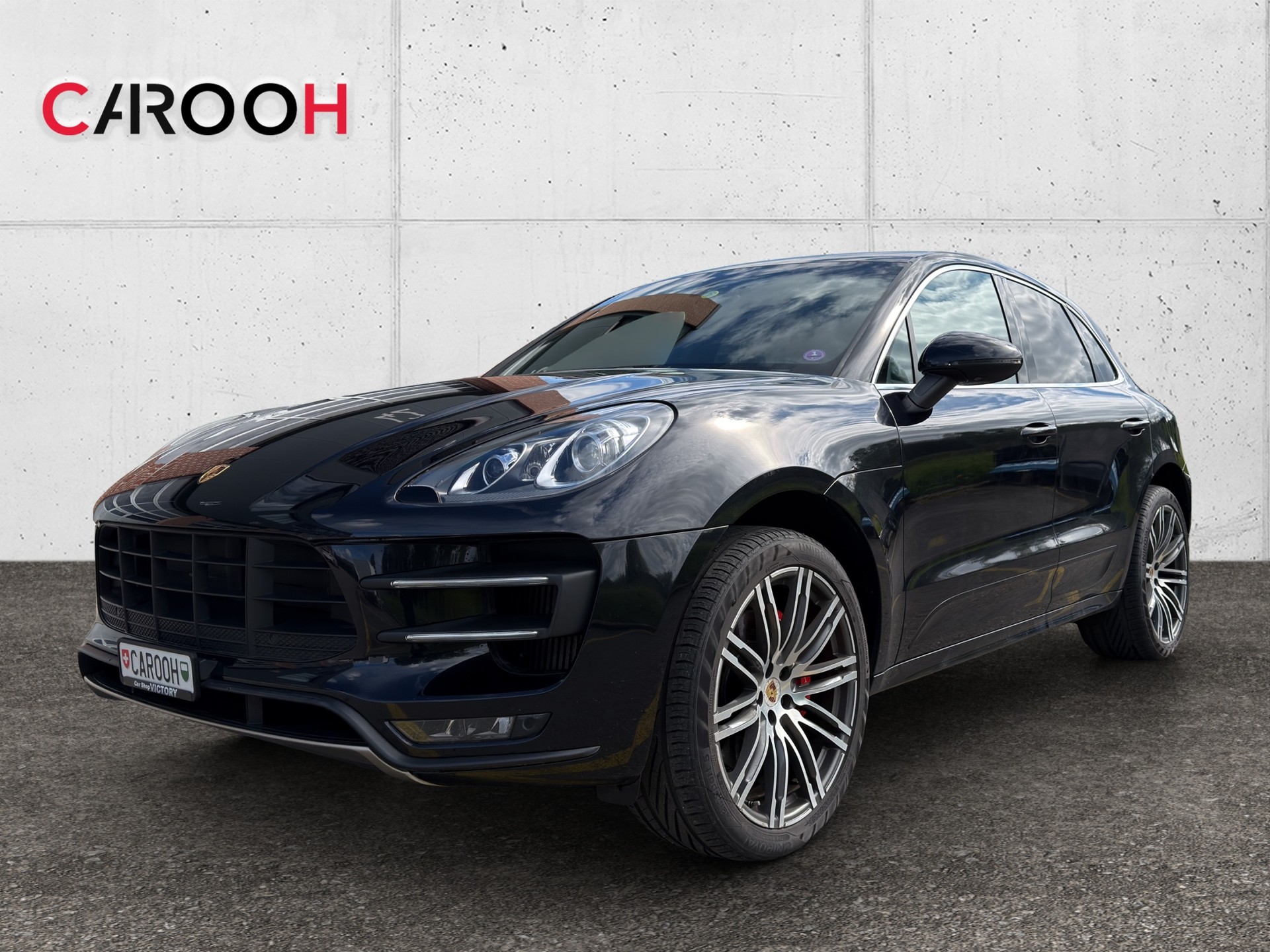 PORSCHE Macan Turbo PDK-showroom-element-2