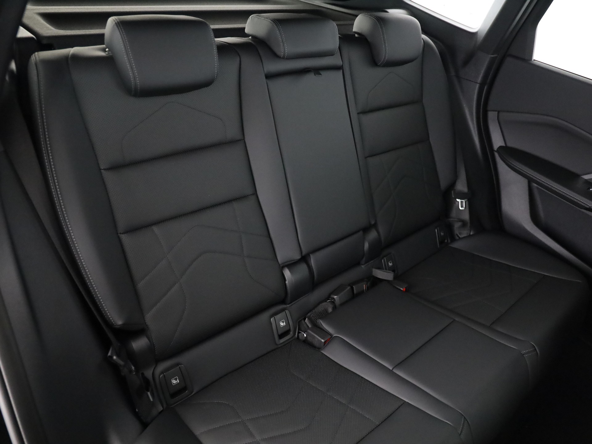 BMW X1 25e xDrive-image-5