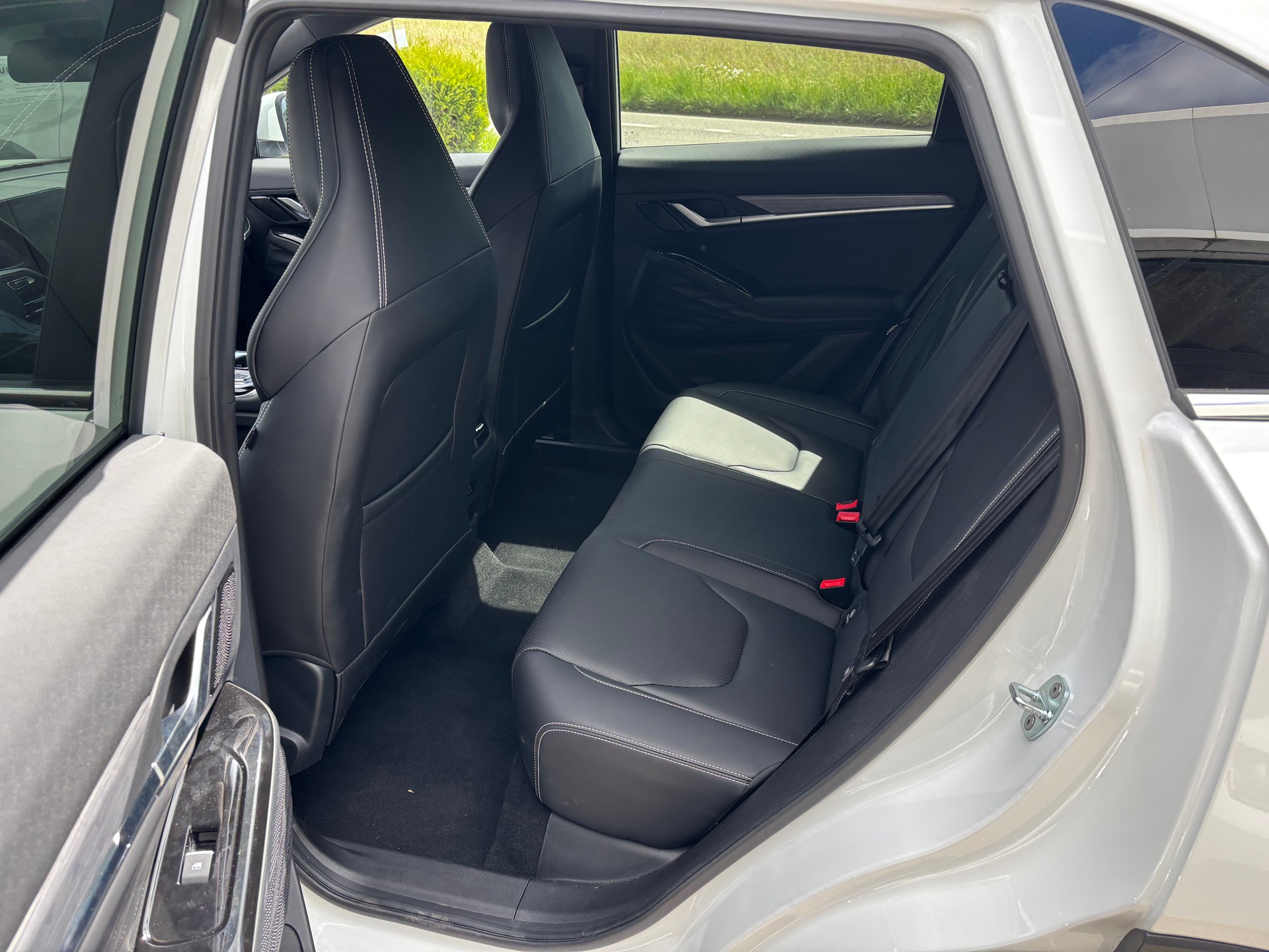 JAC JS6 1.5 PHEV-image-6