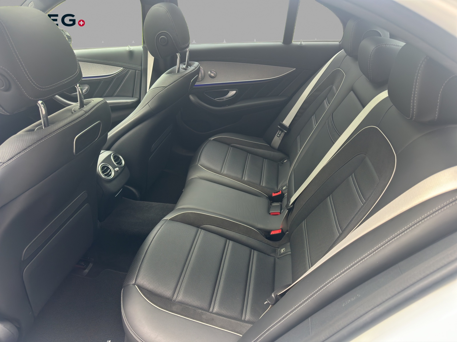 MERCEDES-BENZ E 63 AMG S 4 Matic 9G-Tronic-image-13