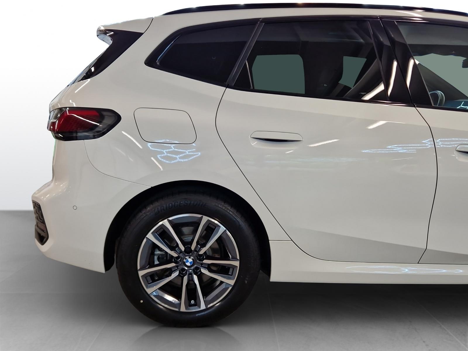 BMW 225e xDrive Active Tourer M Sport-image-14