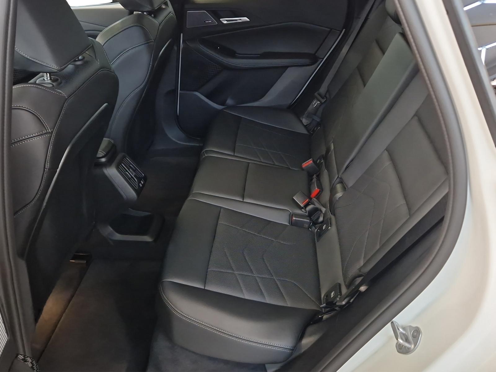 BMW 225e xDrive Active Tourer M Sport-image-8