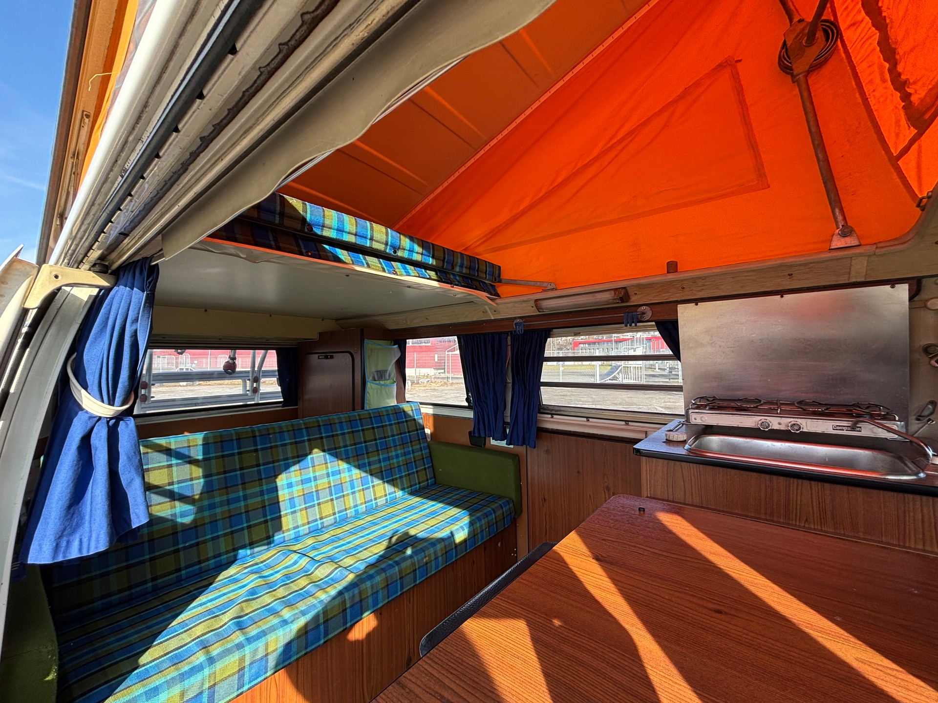VW T2b Westfalia Campmobile Jg. 1974-image-2