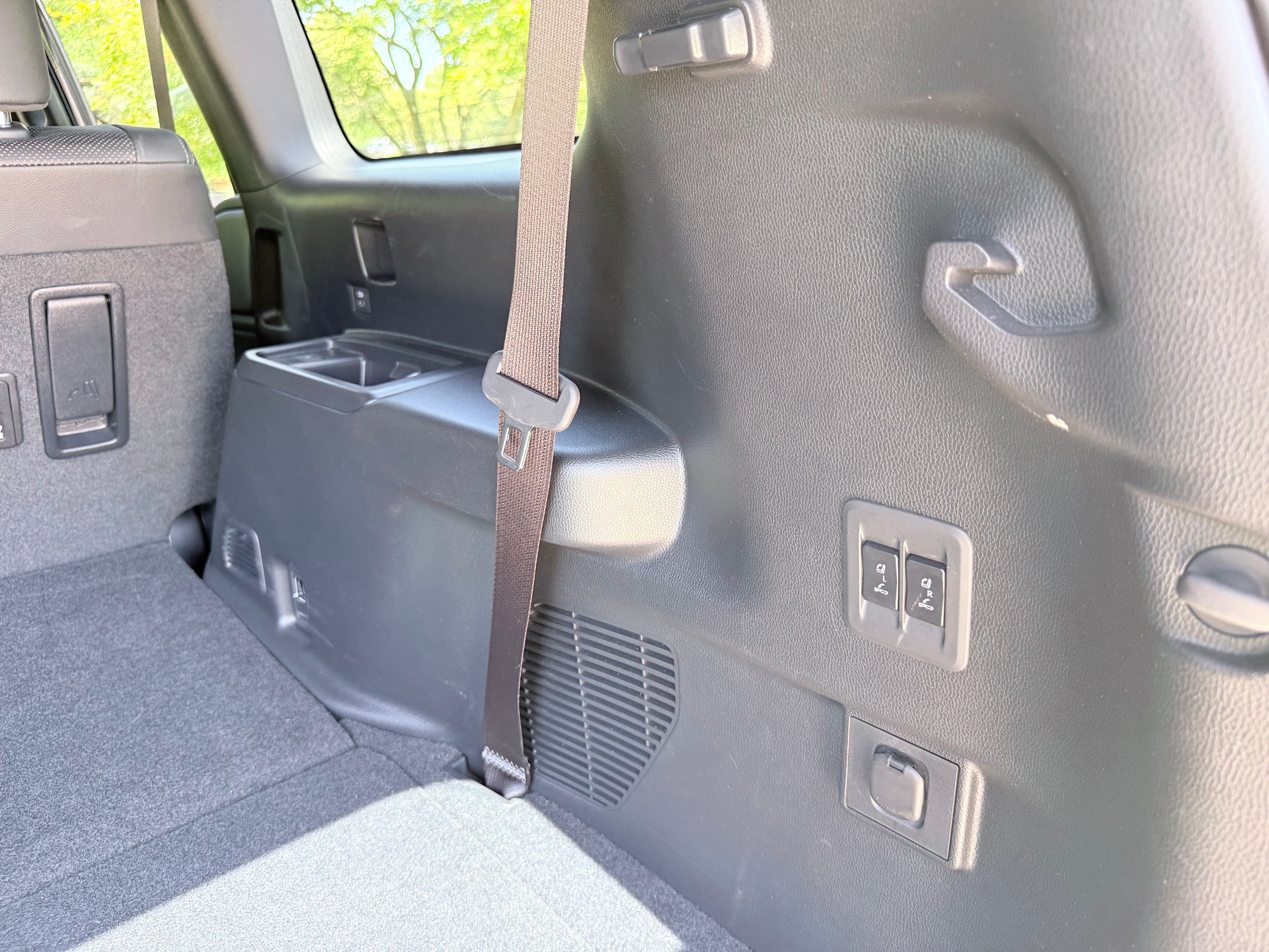 TOYOTA Land Cruiser 2.8TD Invincible-image-14