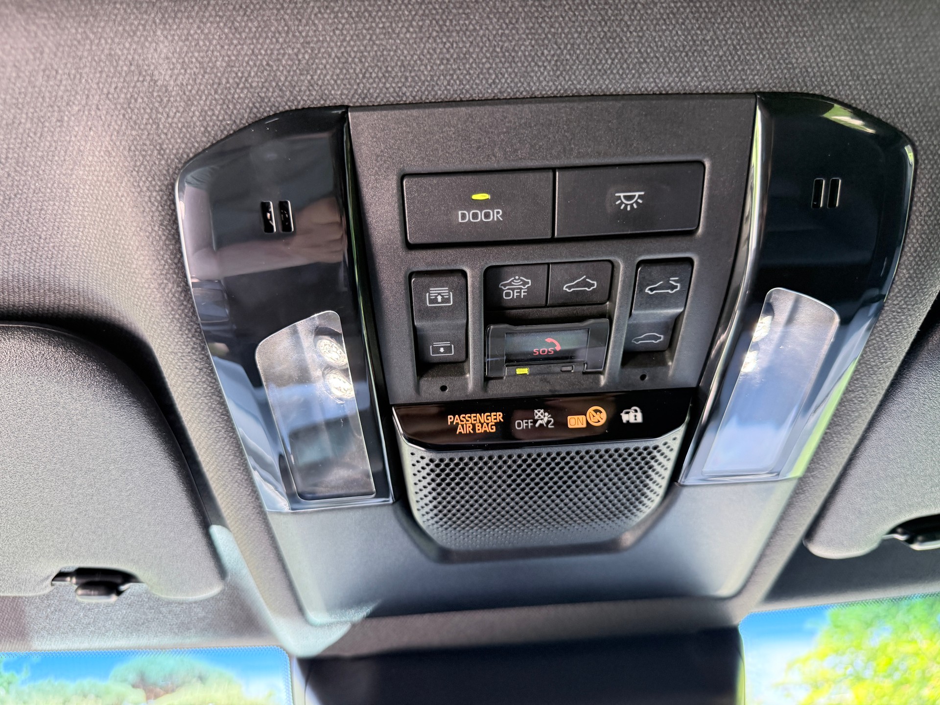 TOYOTA Land Cruiser 2.8TD Invincible-image-18