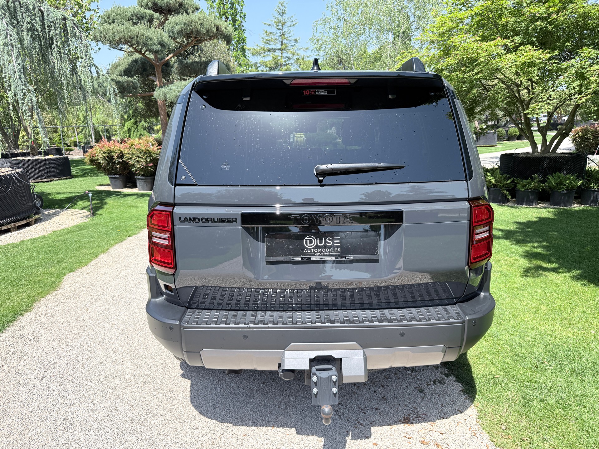 TOYOTA Land Cruiser 2.8TD Invincible-image-4
