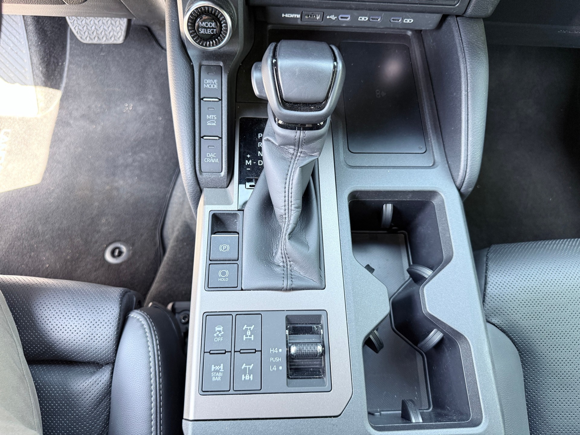 TOYOTA Land Cruiser 2.8TD Invincible-image-16