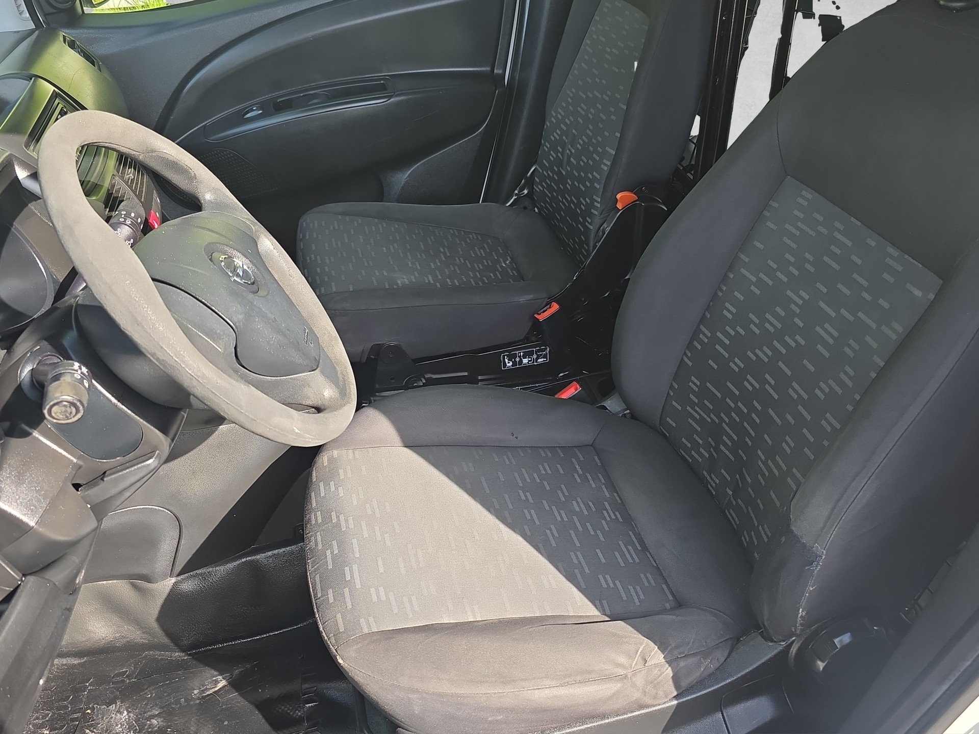 OPEL Combo 1.4i Start/Stop 2.4 L2H1-image-4