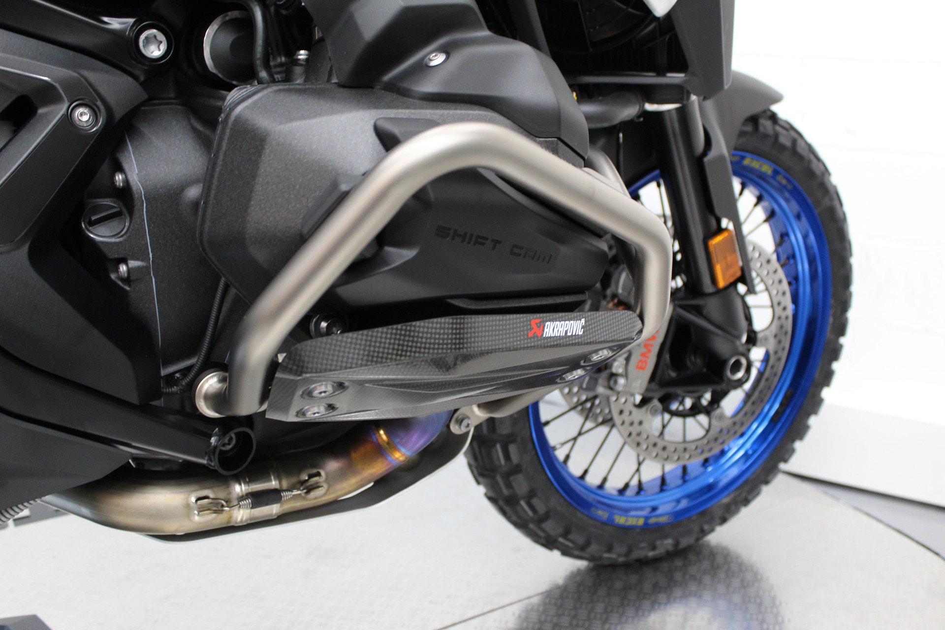 BMW R 1300 GS-image-7