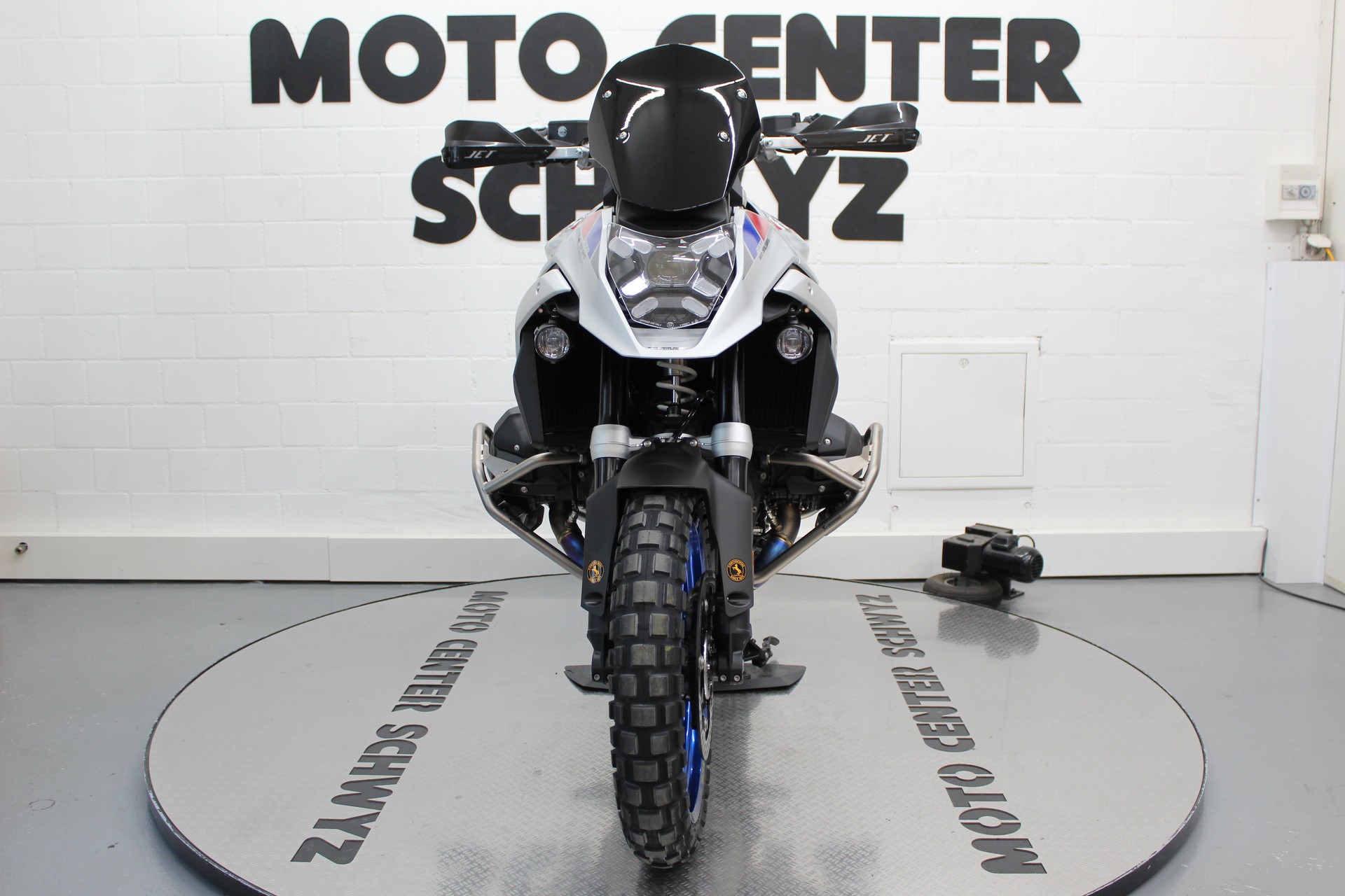 BMW R 1300 GS-showroom-element-2