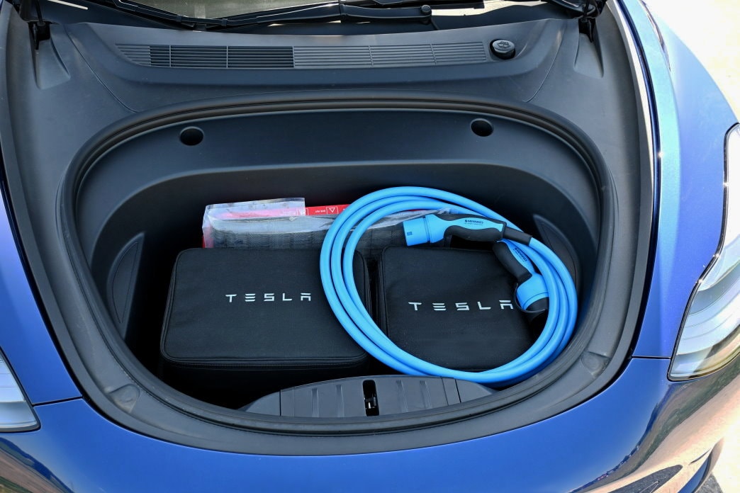 TESLA Model 3 Long Range Dual Motor AWD Facelift-image-15