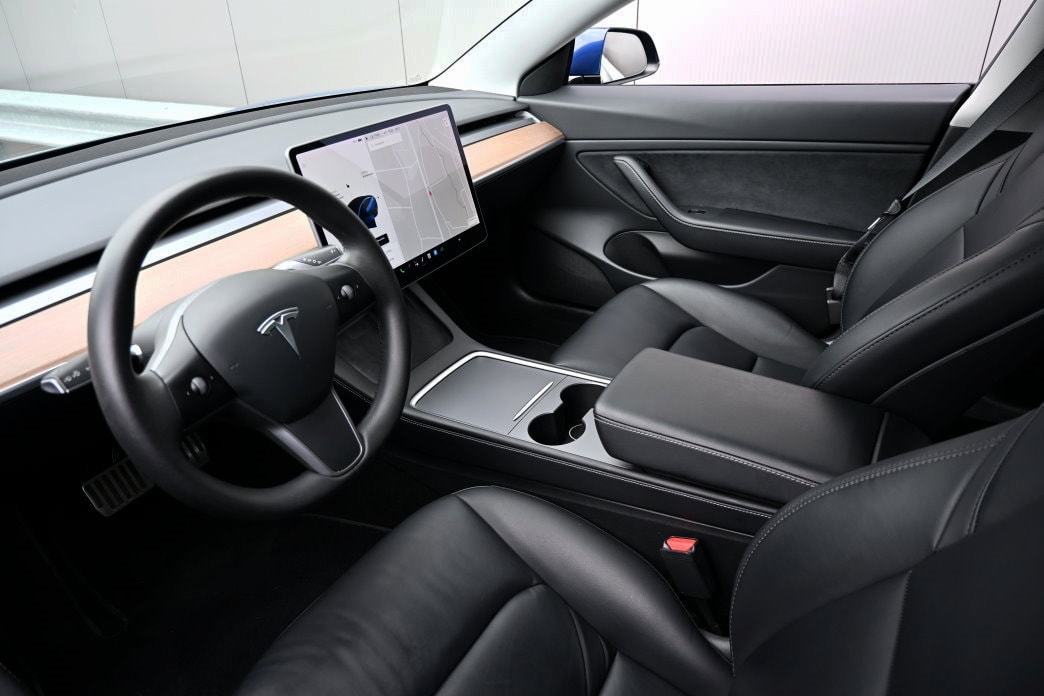 TESLA Model 3 Long Range Dual Motor AWD Facelift-image-9