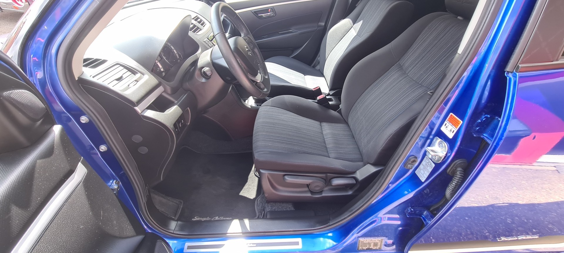 SUZUKI Swift 1.2i 16V Sergio Cellano Top Automatic-image-18