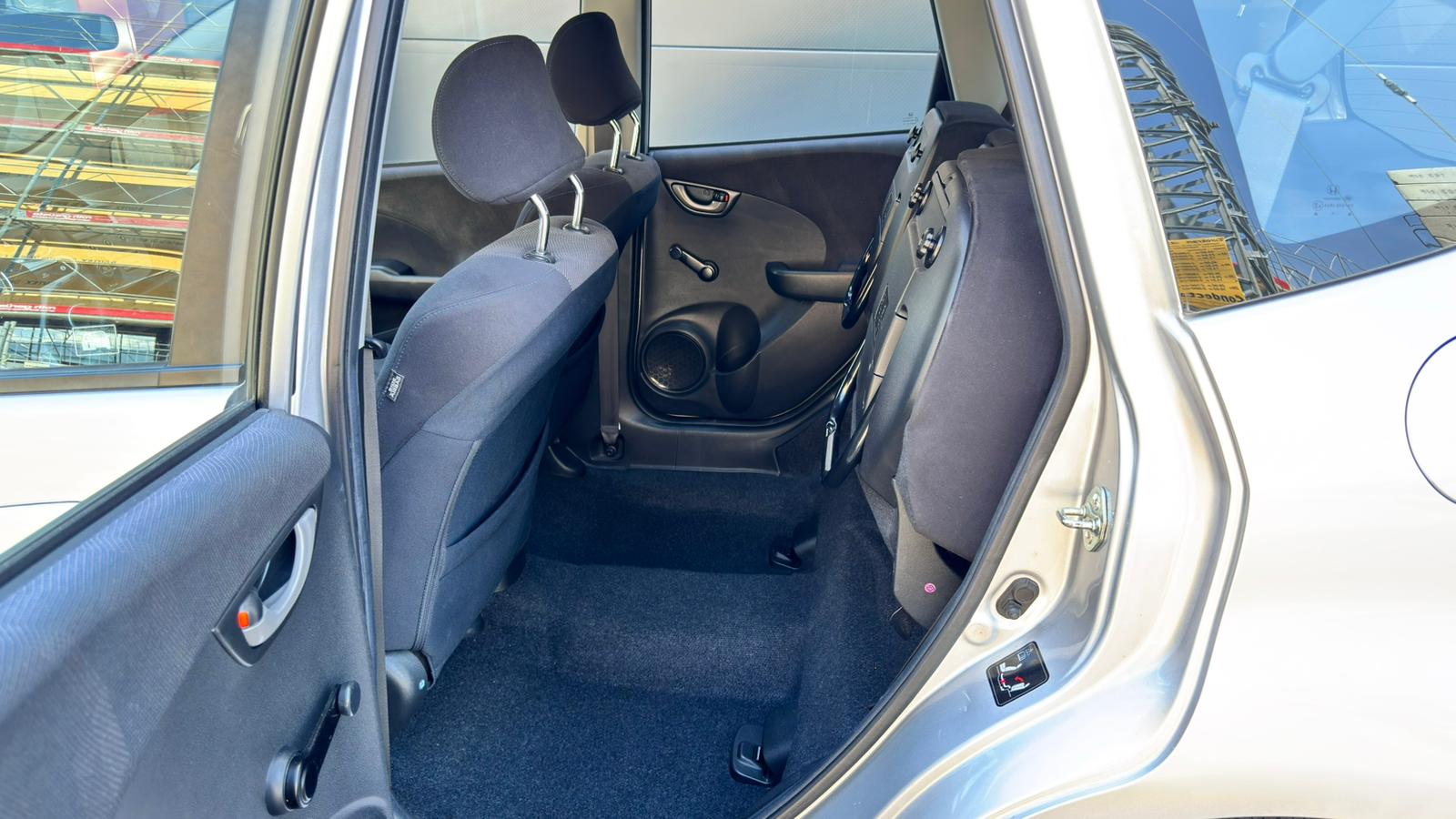 HONDA Jazz 1.4i Comfort i-Shift-image-8