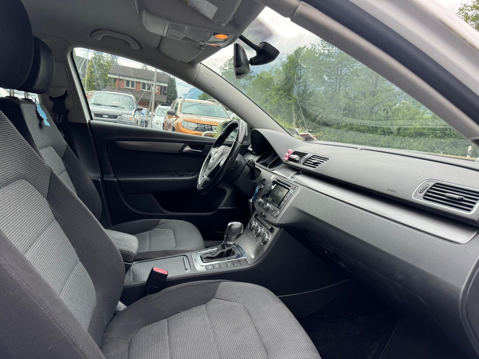 VW Passat Variant 2.0 TDI BMT Comfortline 4MDSG-image-9