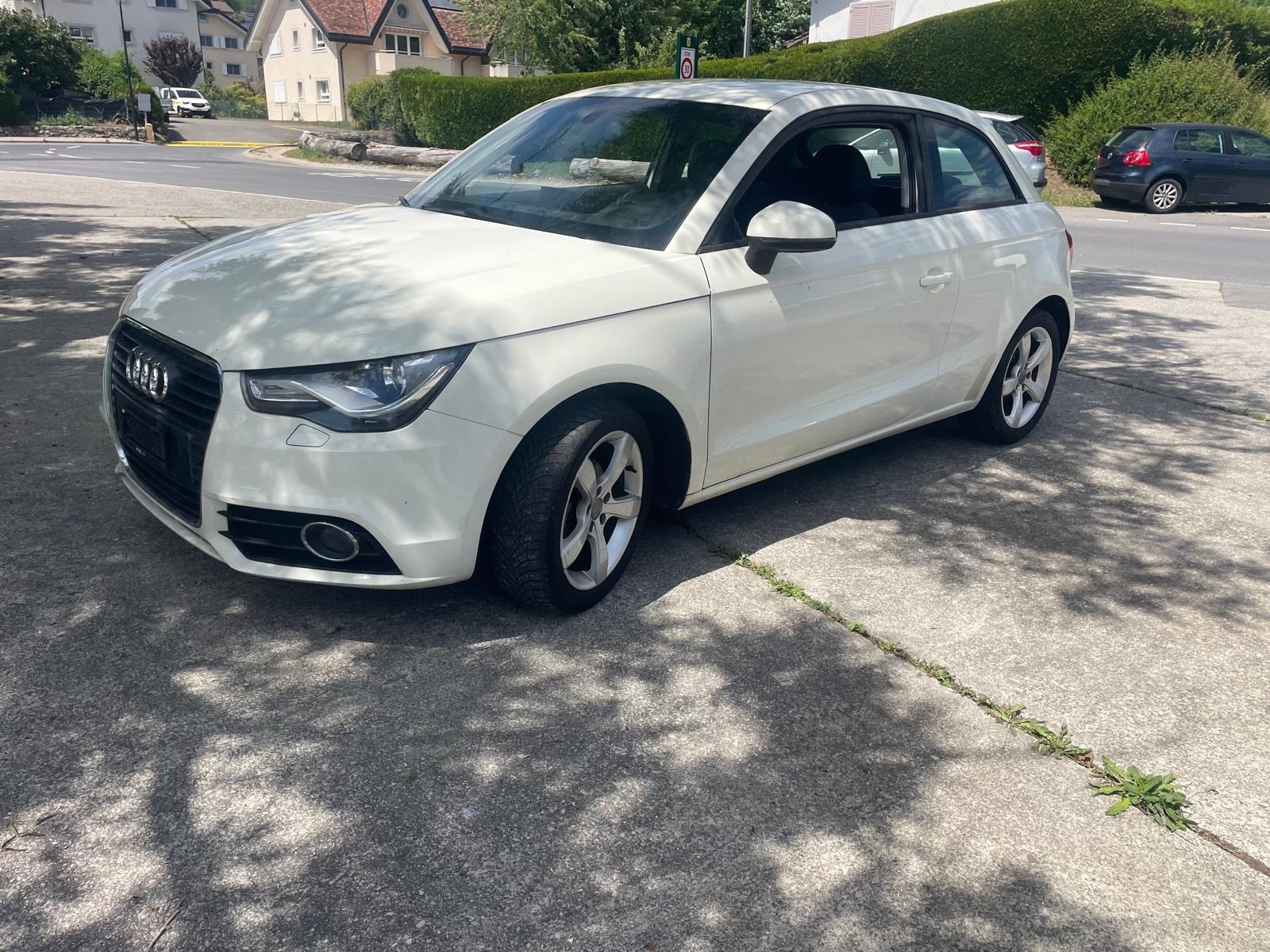 AUDI A1-showroom-element-2