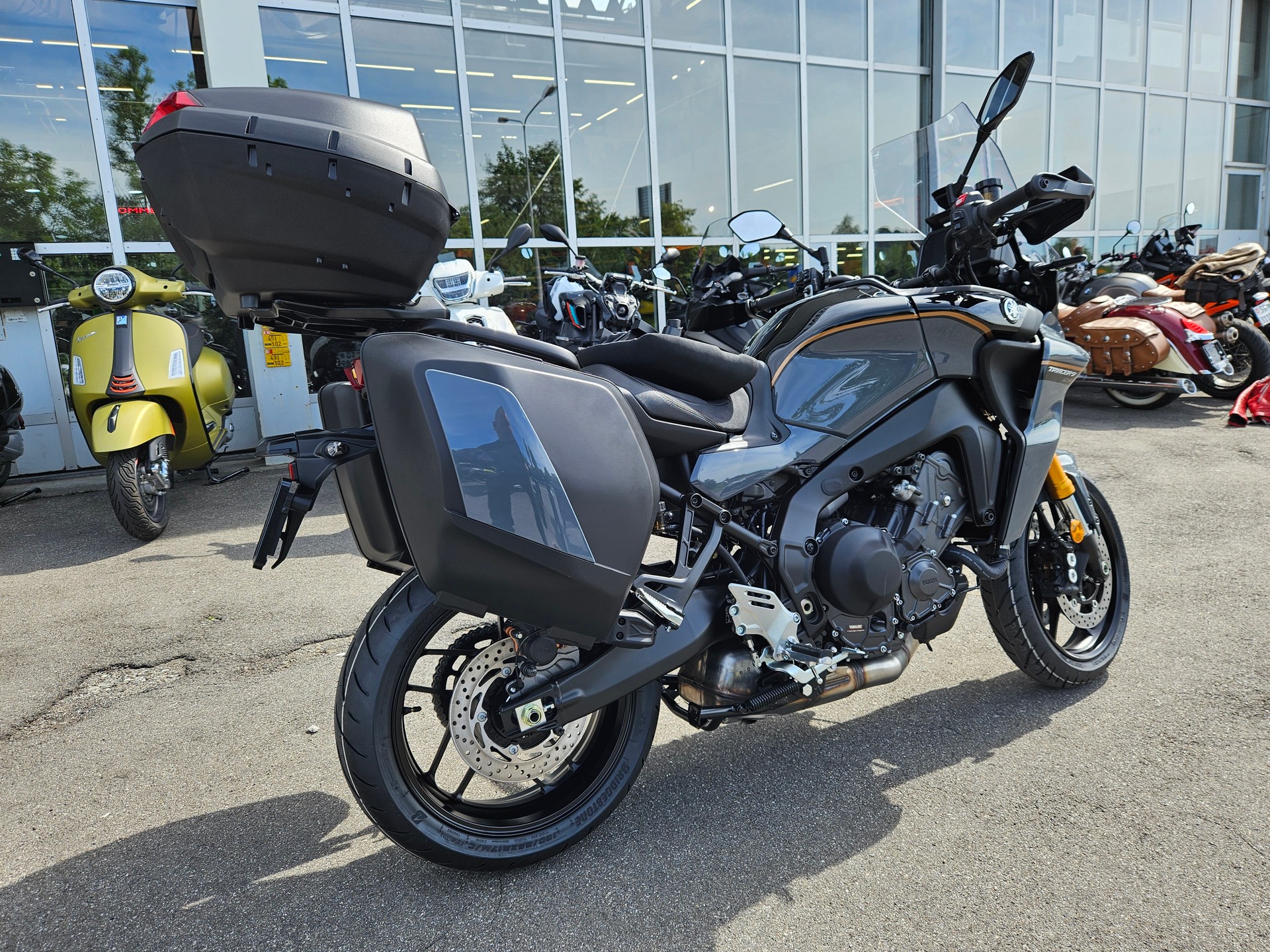 YAMAHA Tracer 9 GT+-image-1