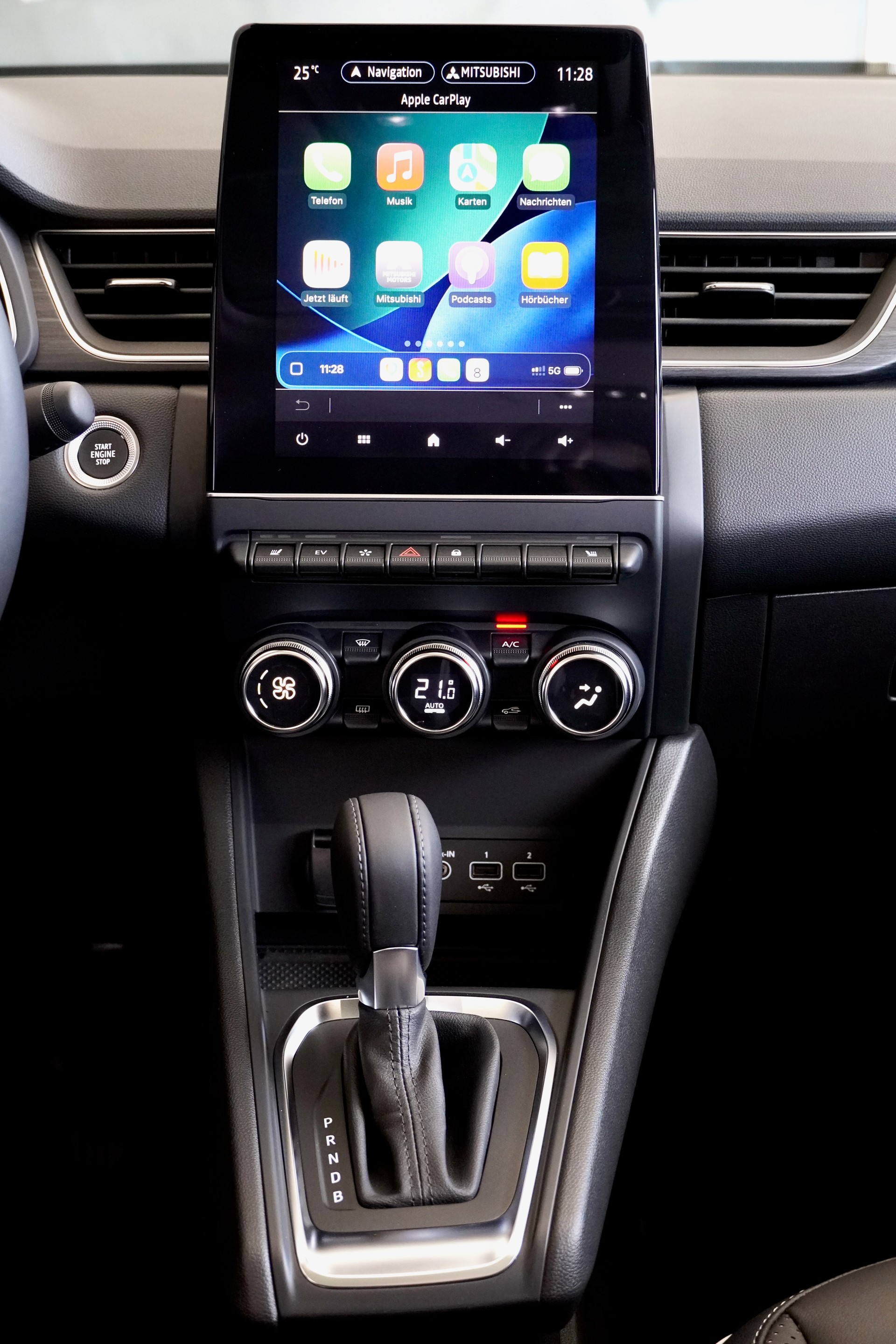 MITSUBISHI ASX 1.6 PHEV Instyle-image-18