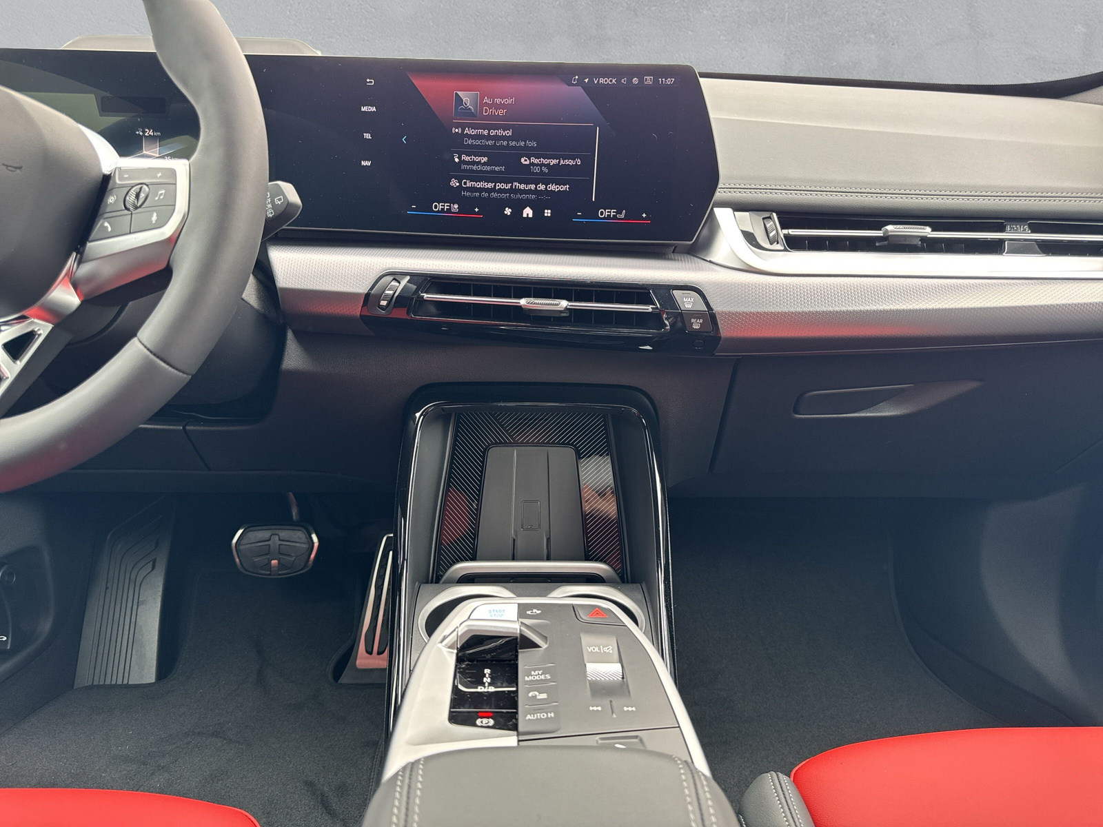 BMW iX1 eDrive 20 M Sport Pro-image-16