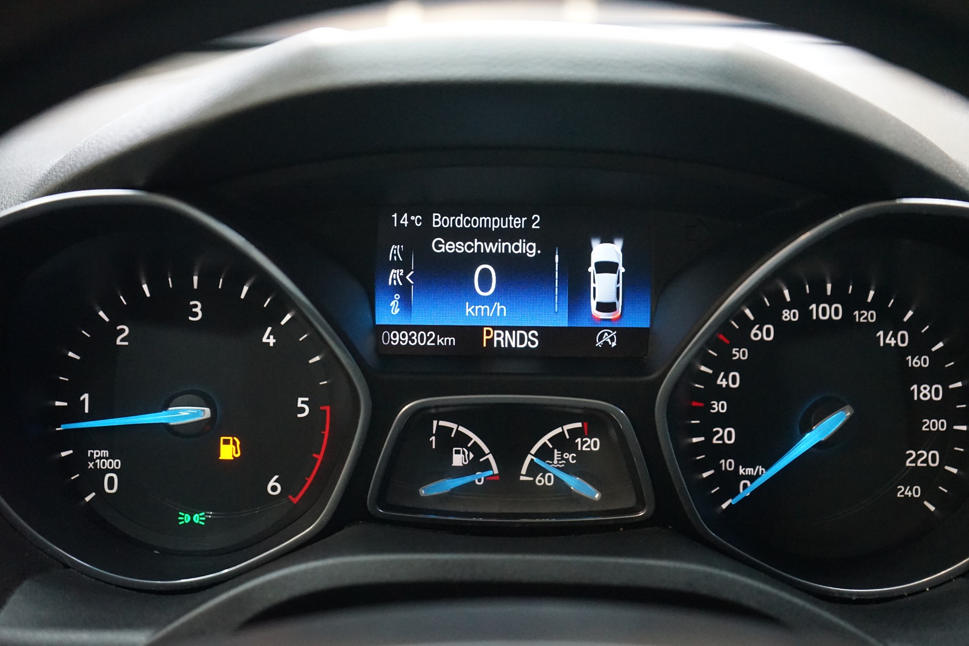 FORD C-Max 1.5 TDCi Trend PowerShift-image-10