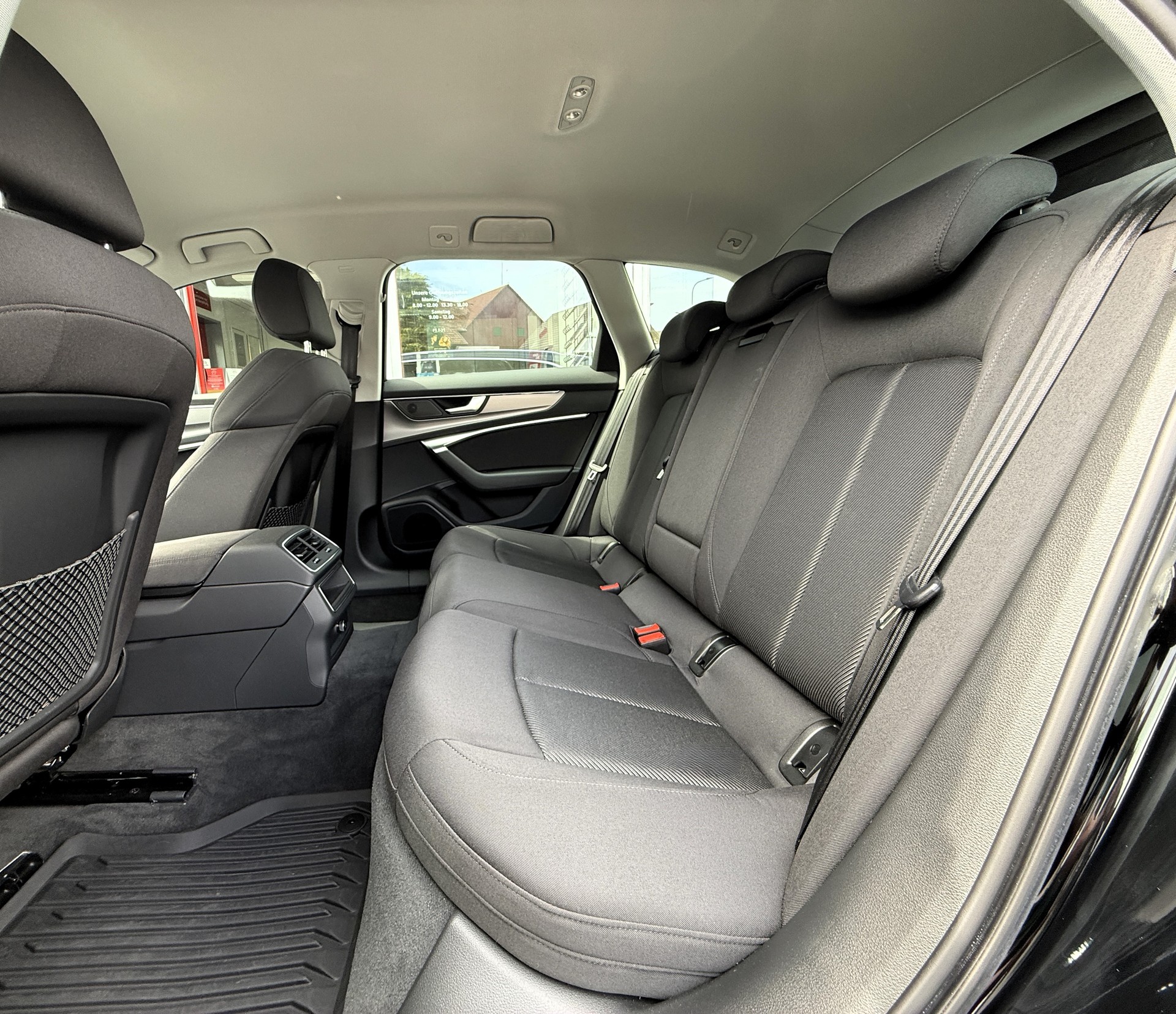 AUDI A6 Avant 40 TDI Sport quattro S-tronic-image-8