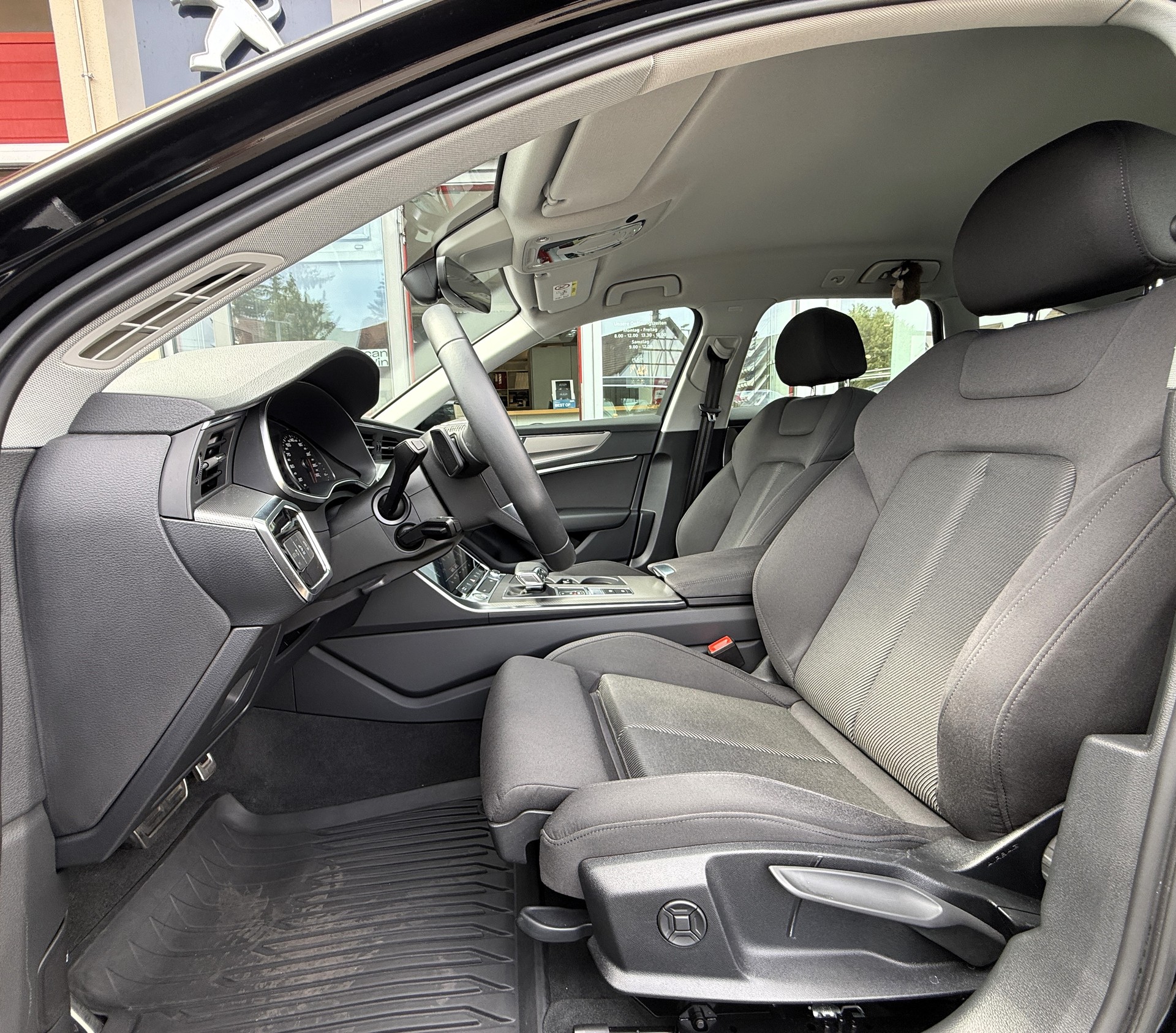 AUDI A6 Avant 40 TDI Sport quattro S-tronic-image-15